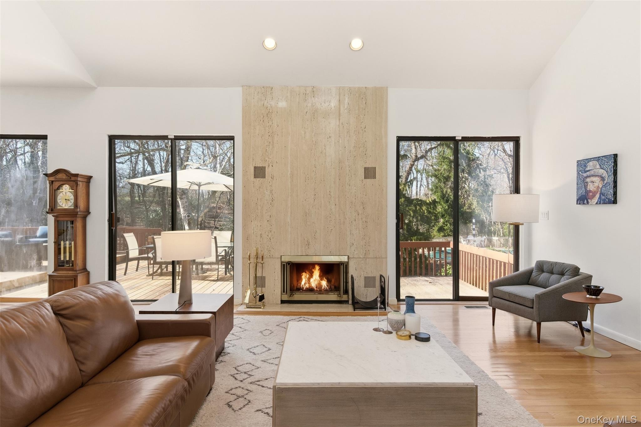 #7 photo, 5 Waterford Way, नासाउ काउंटी Syosset , NY 11791