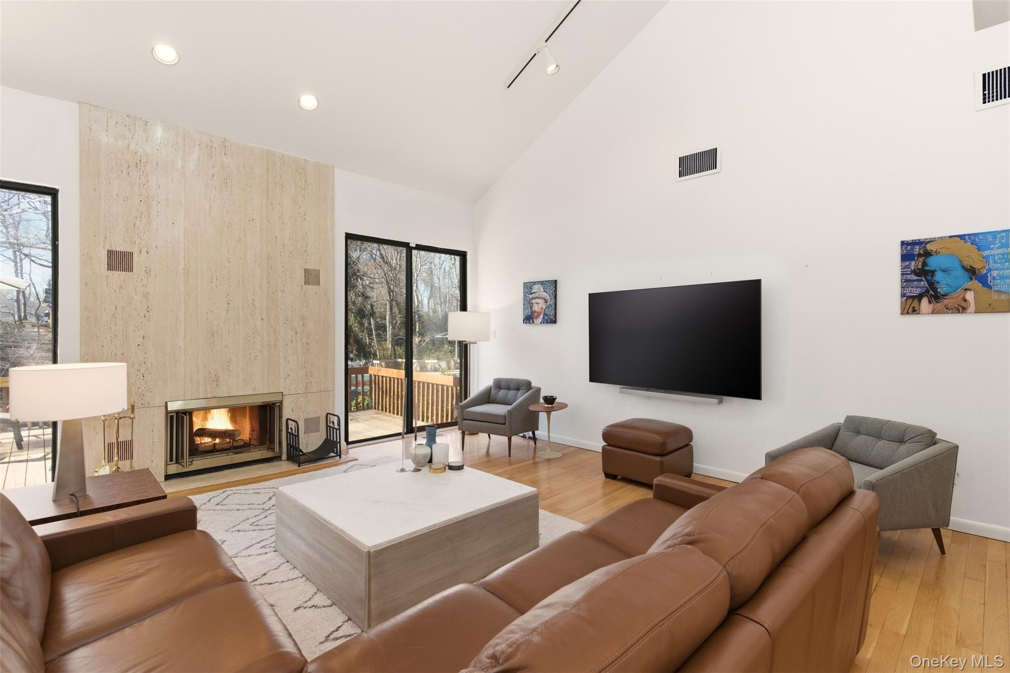 #8 photo, 5 Waterford Way, नासाउ काउंटी Syosset , NY 11791