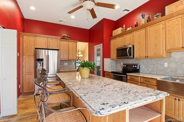 #12 photo, 247 Dogwood Drive, 롱 아일랜드 Wading River , NY 11792