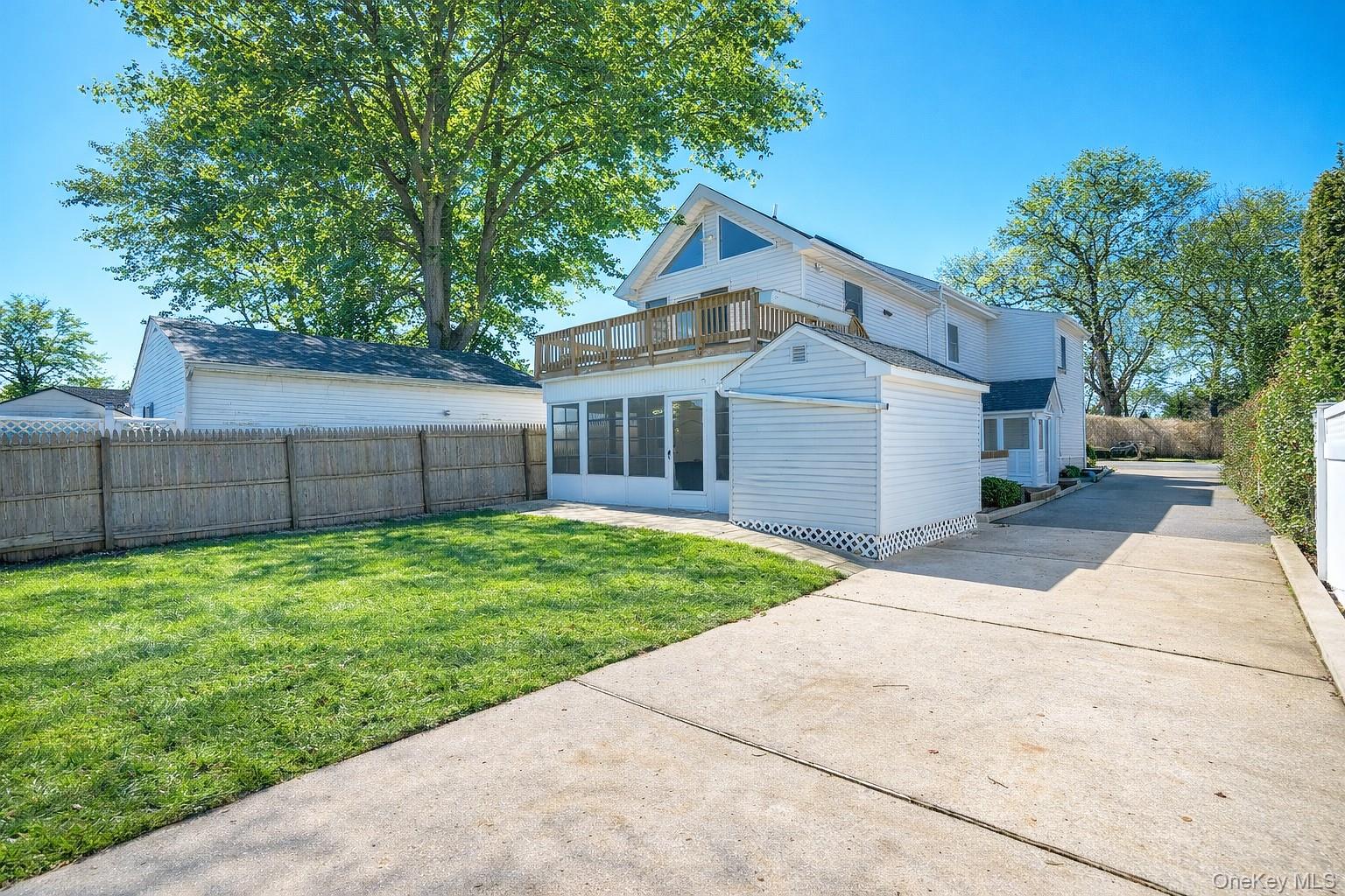 #2 photo, 1250 2nd Street, New Suffolk , NY 11956