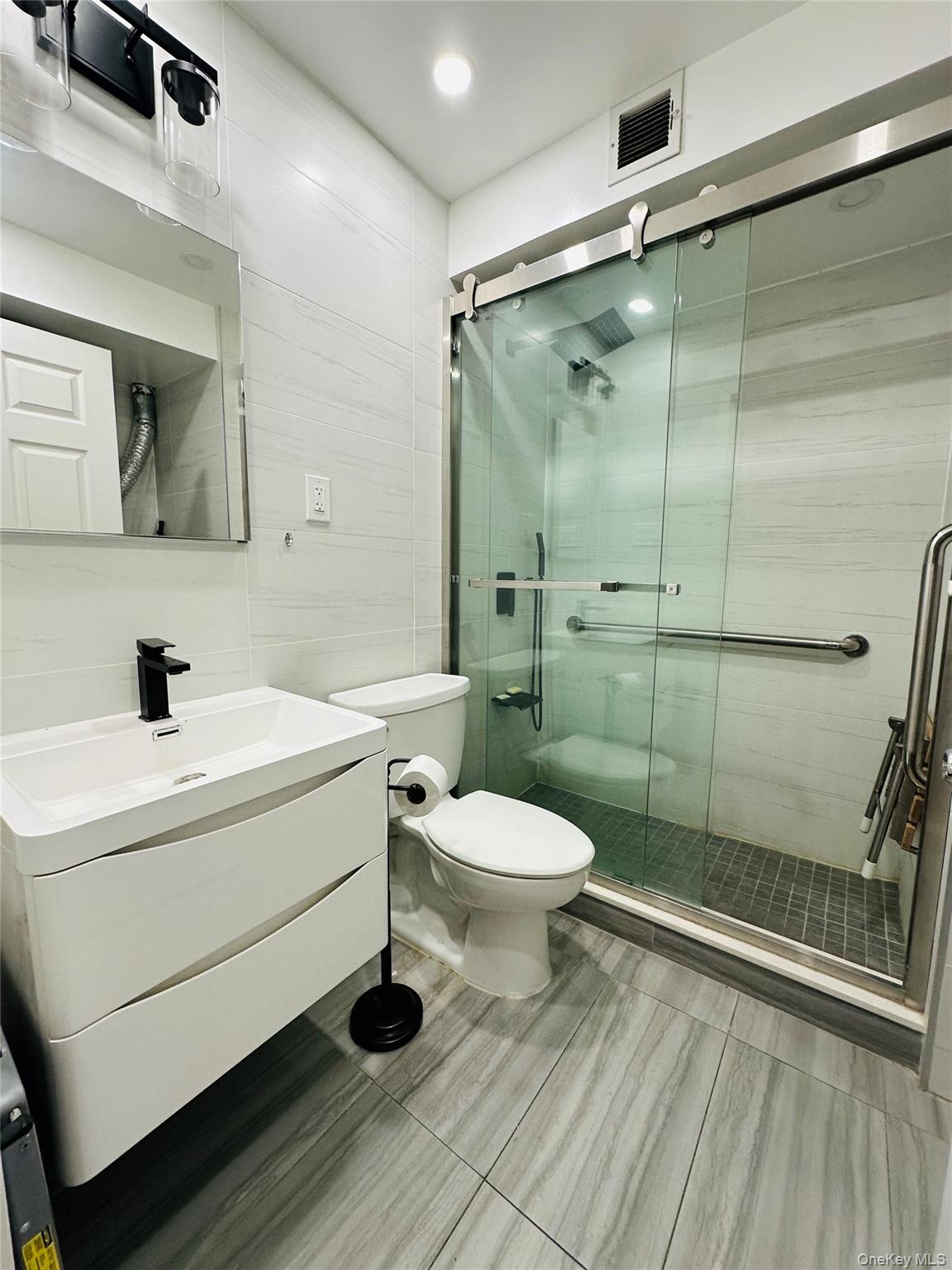 #8 photo, 136-17 Maple Avenue, Flushing , NY 11355