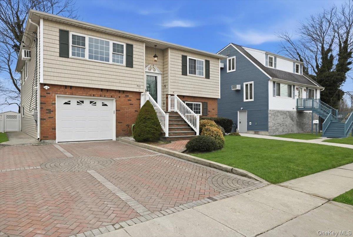 #1 photo, 557 Southside Avenue, Freeport , NY 11520