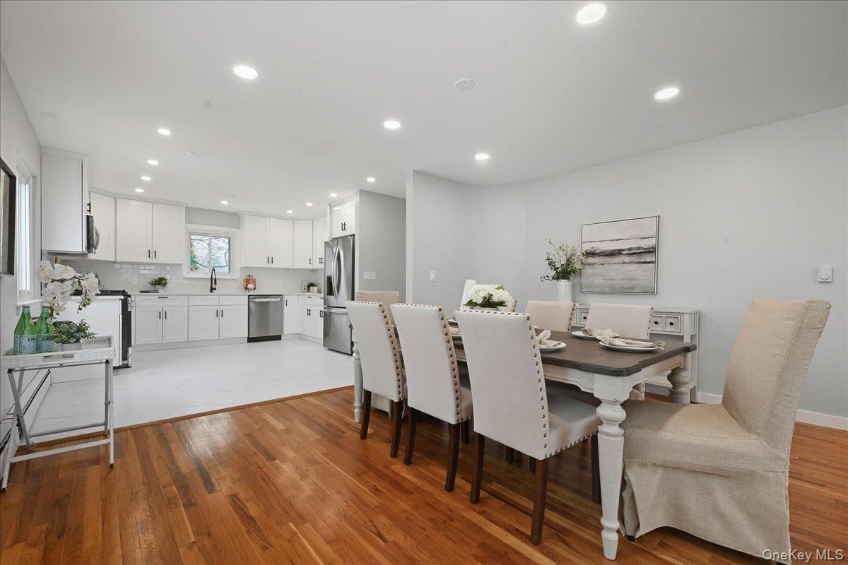 #13 photo, 557 Southside Avenue, Freeport , NY 11520