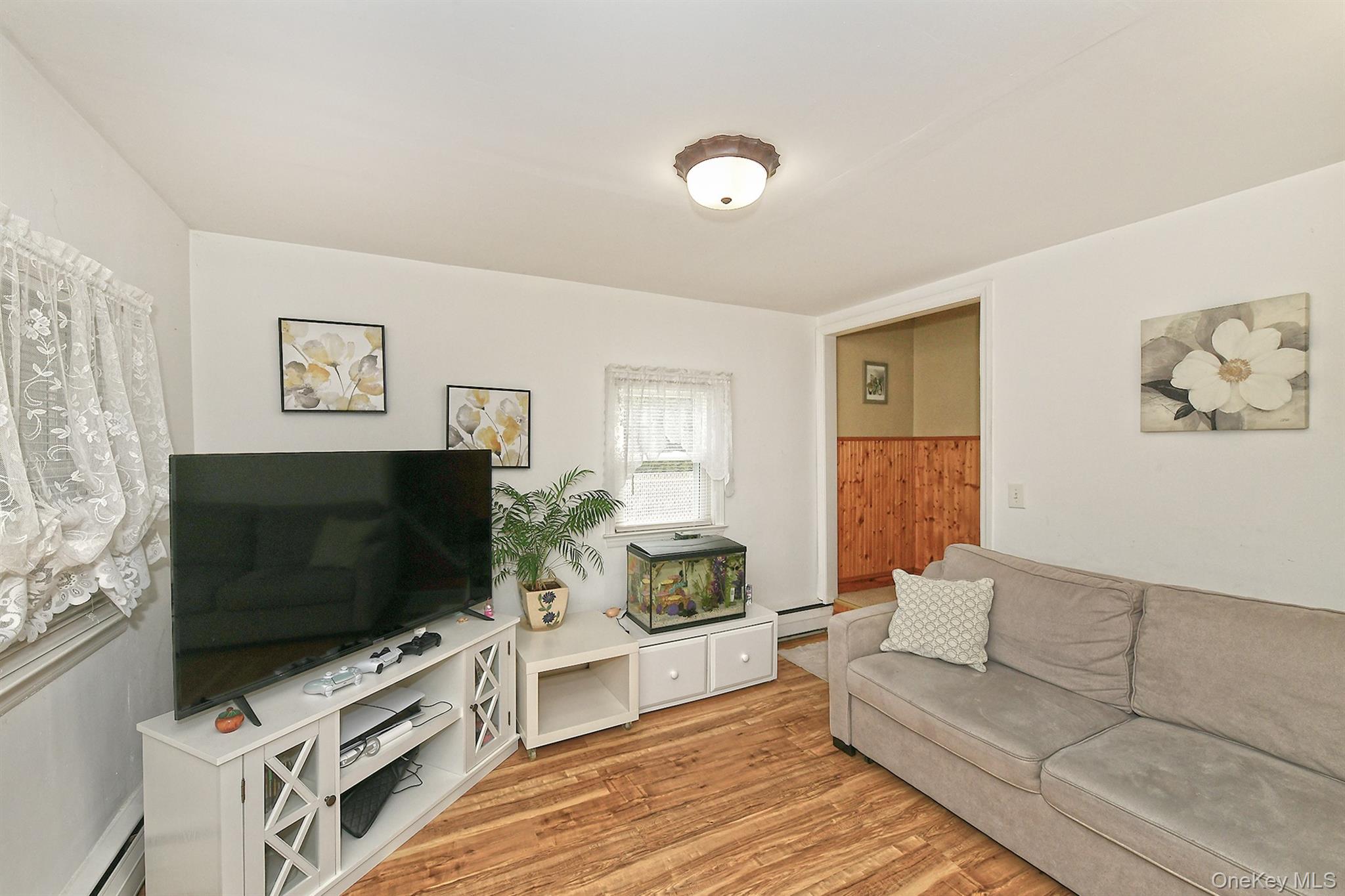 #5 photo, 46 Cedar Street, Amityville , NY 11701