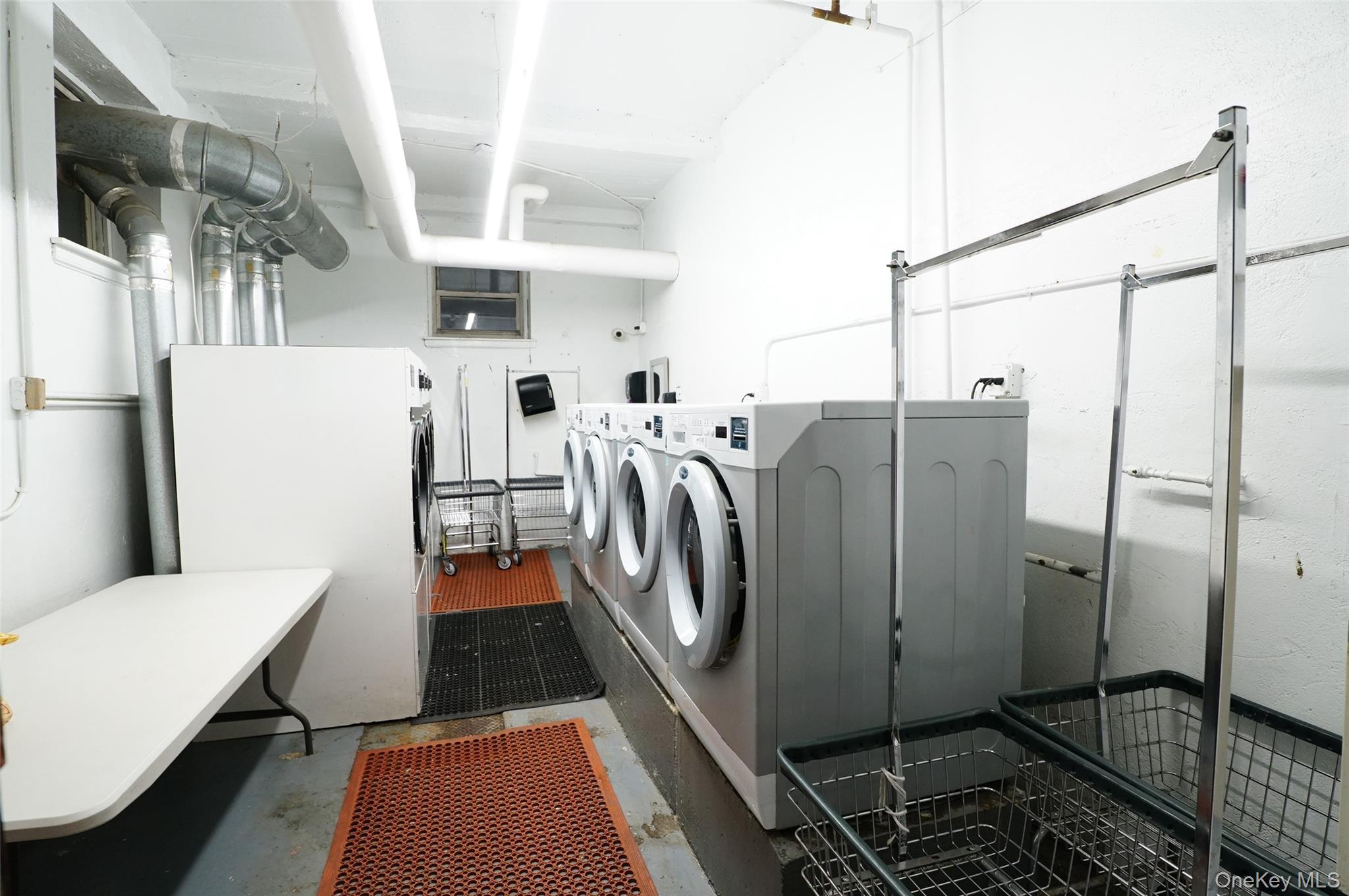 #20 photo, 65-10 108 Street, كوينز Forest Hills , NY 11375