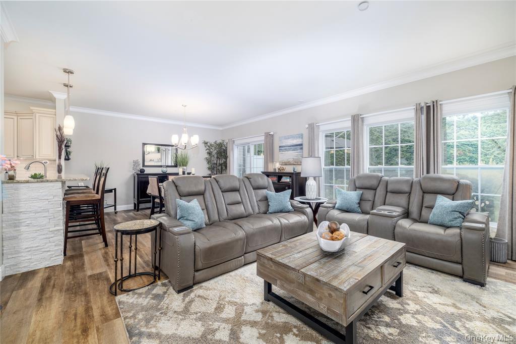 #13 photo, 36 Nicole Court, 東長島 Copiague , NY 11726