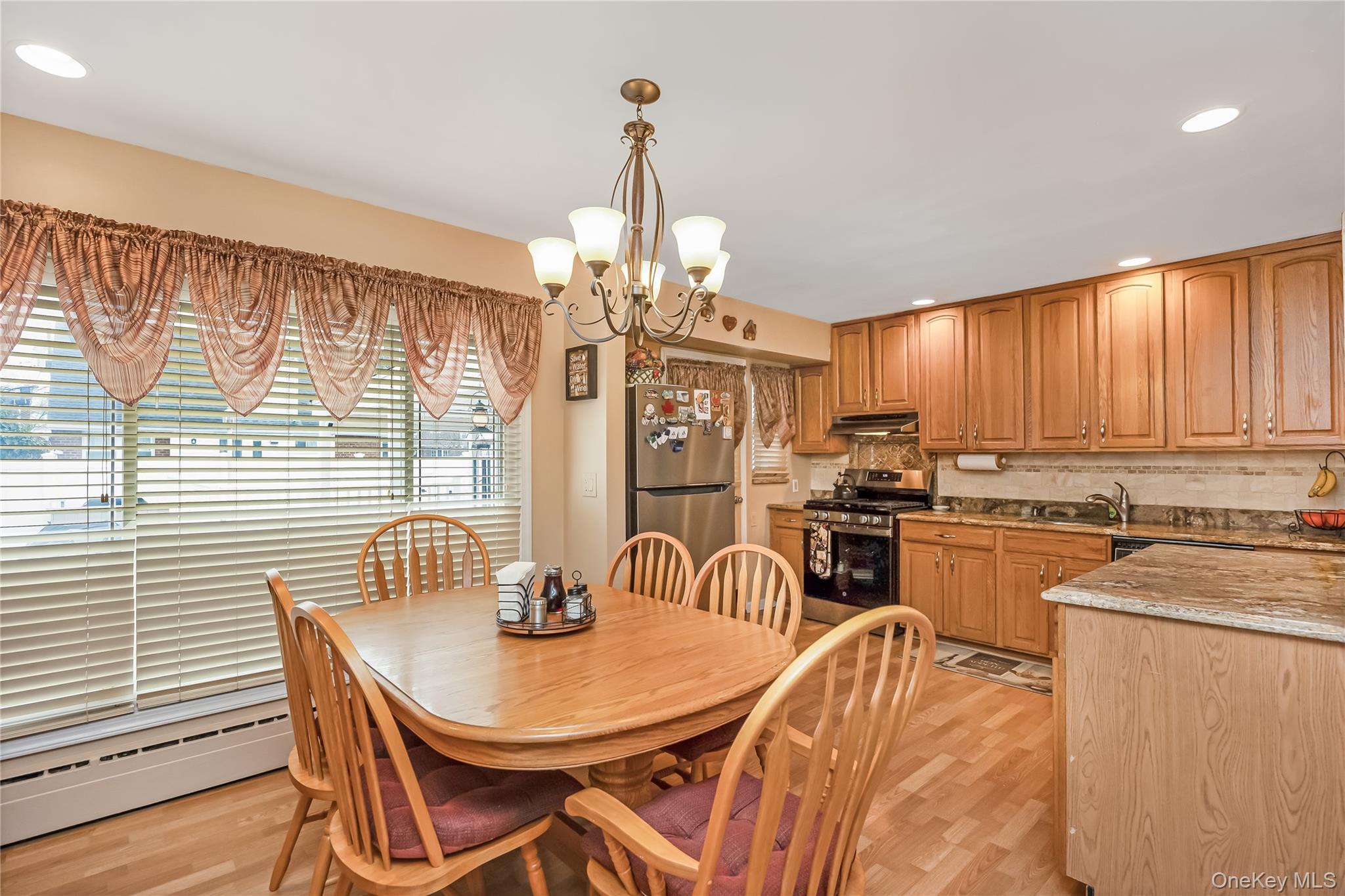 #14 photo, 75 N Sloan Drive, 長島 Valley Stream , NY 11580