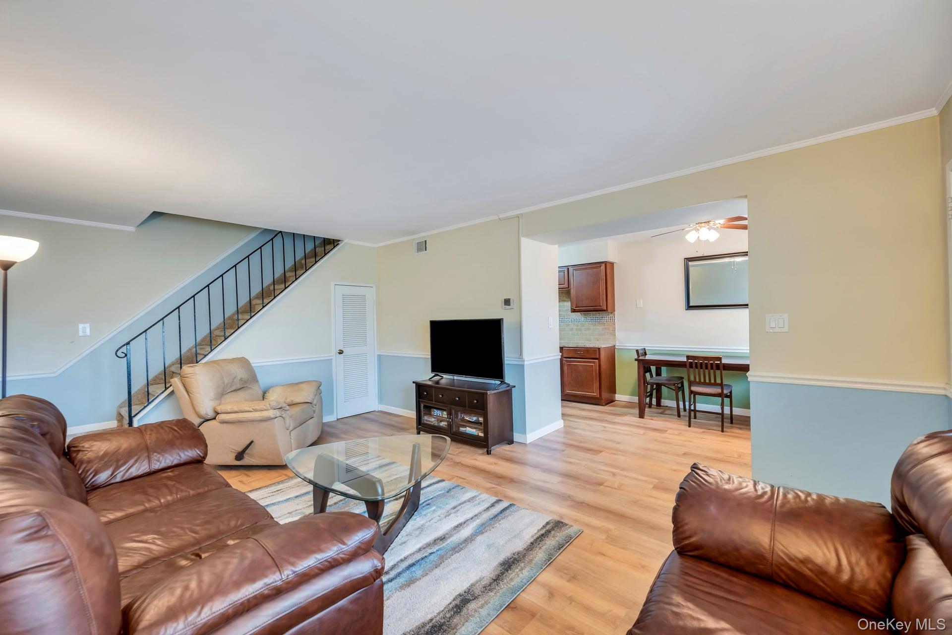 #7 photo, 199 Storm Drive, Holtsville , NY 11742