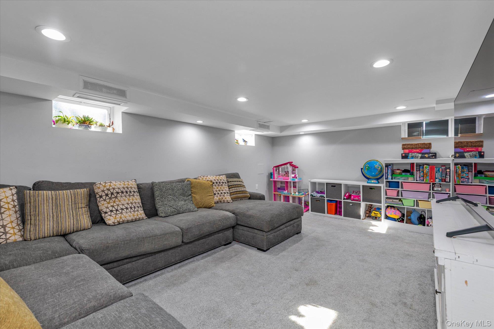 #17 photo, 7 Rutgers Place, ناسو Merrick , NY 11566