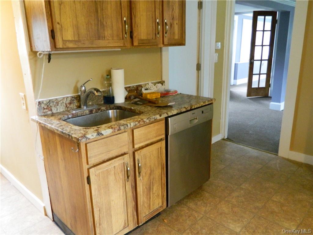 #10 photo, 34 Kings Highway, 뉴욕주 New City , NY 10956