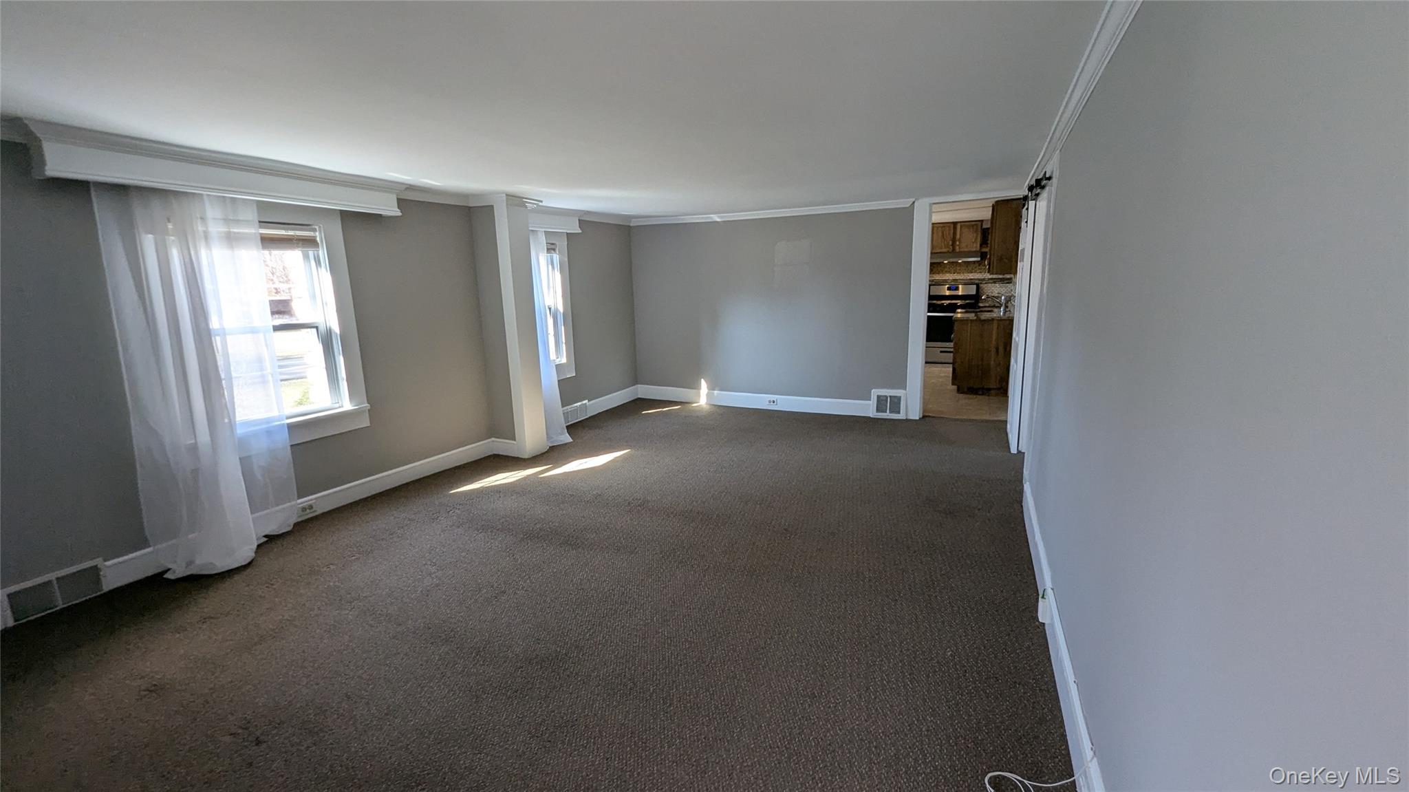 #12 photo, 34 Kings Highway, 뉴욕주 New City , NY 10956