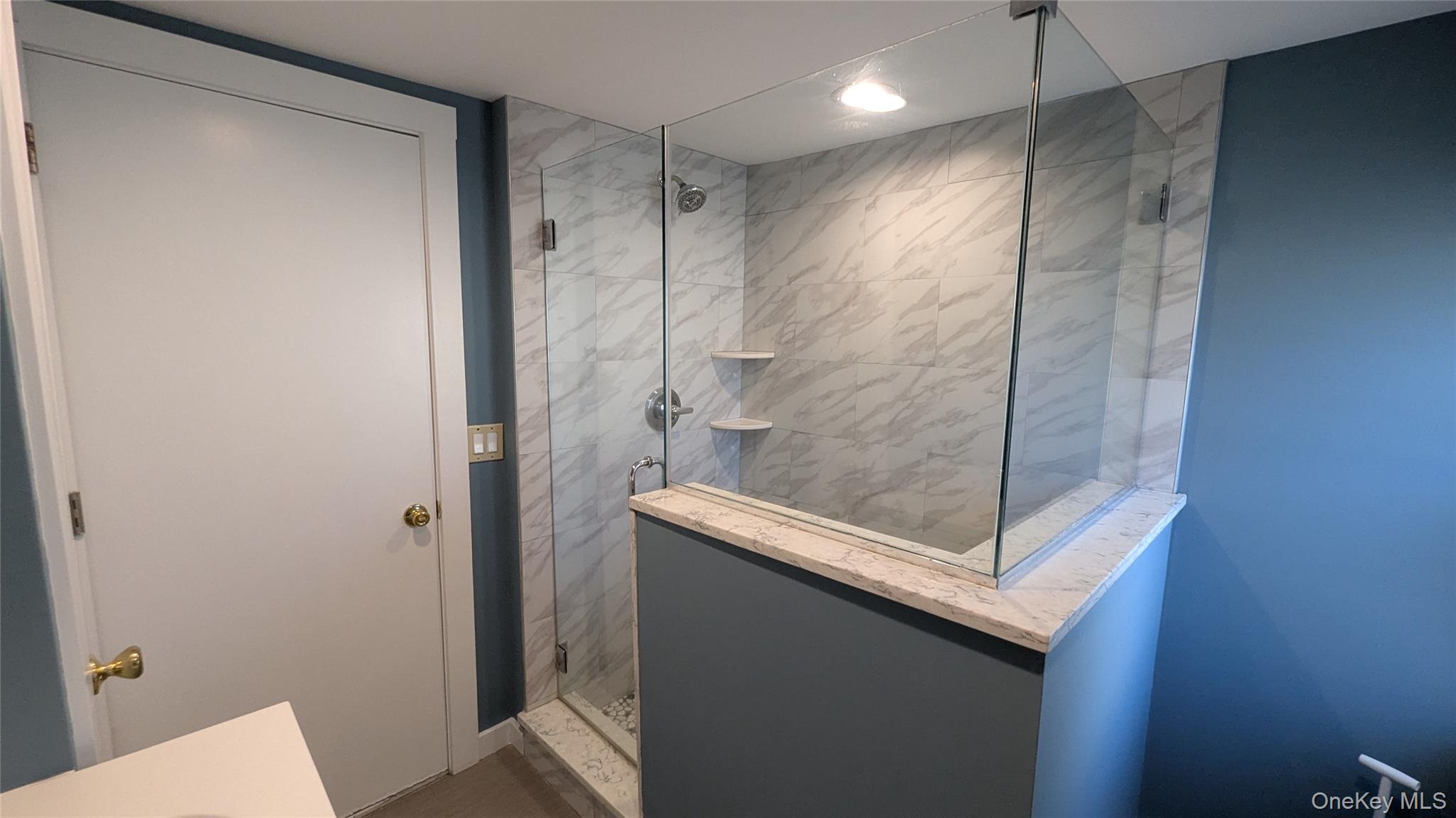 #17 photo, 34 Kings Highway, 뉴욕주 New City , NY 10956