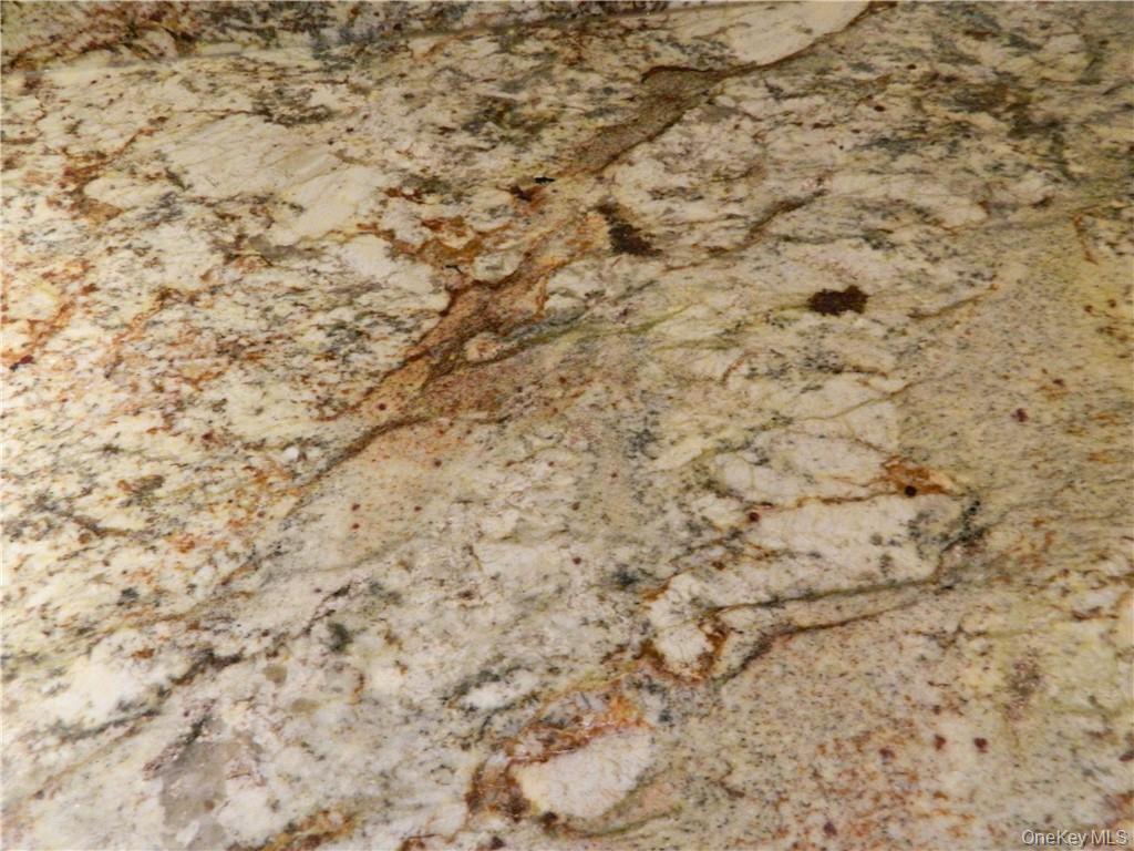 #9 photo, 34 Kings Highway, 뉴욕주 New City , NY 10956