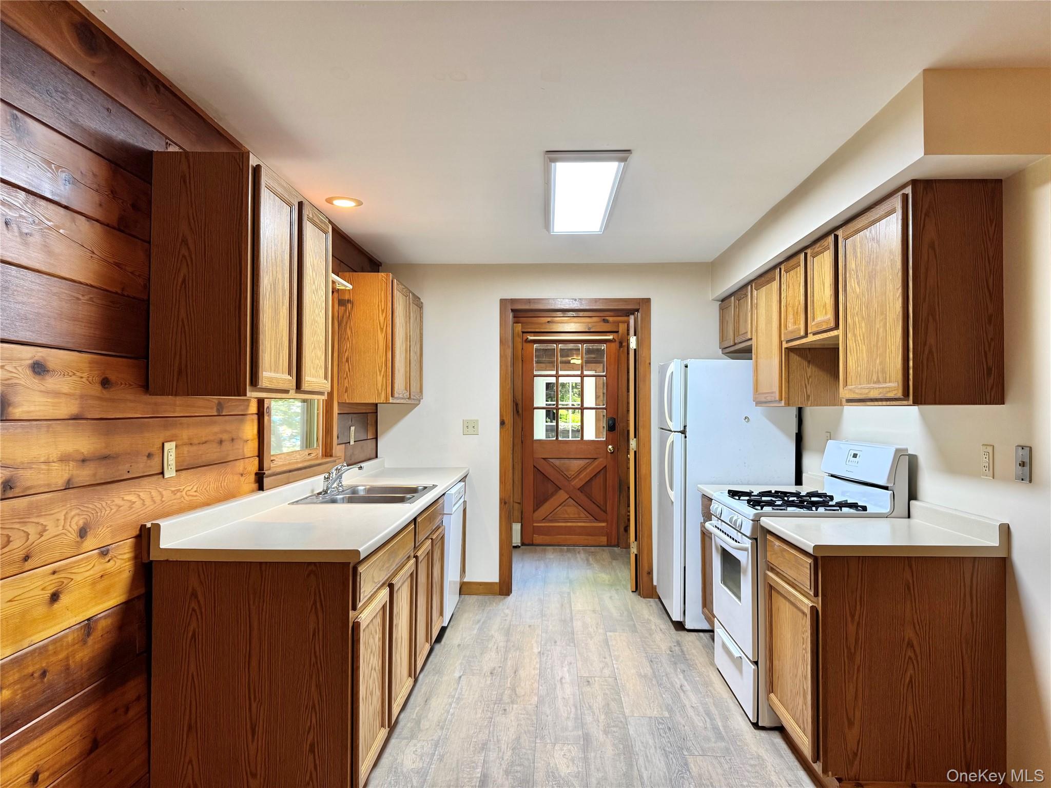 #15 photo, 5 Will Palmer Road, Catskill , NY 12414