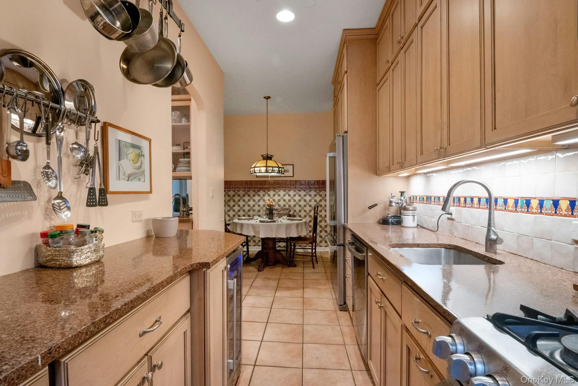 #10 photo, 25 Parkview Avenue, Bronxville , NY 10708