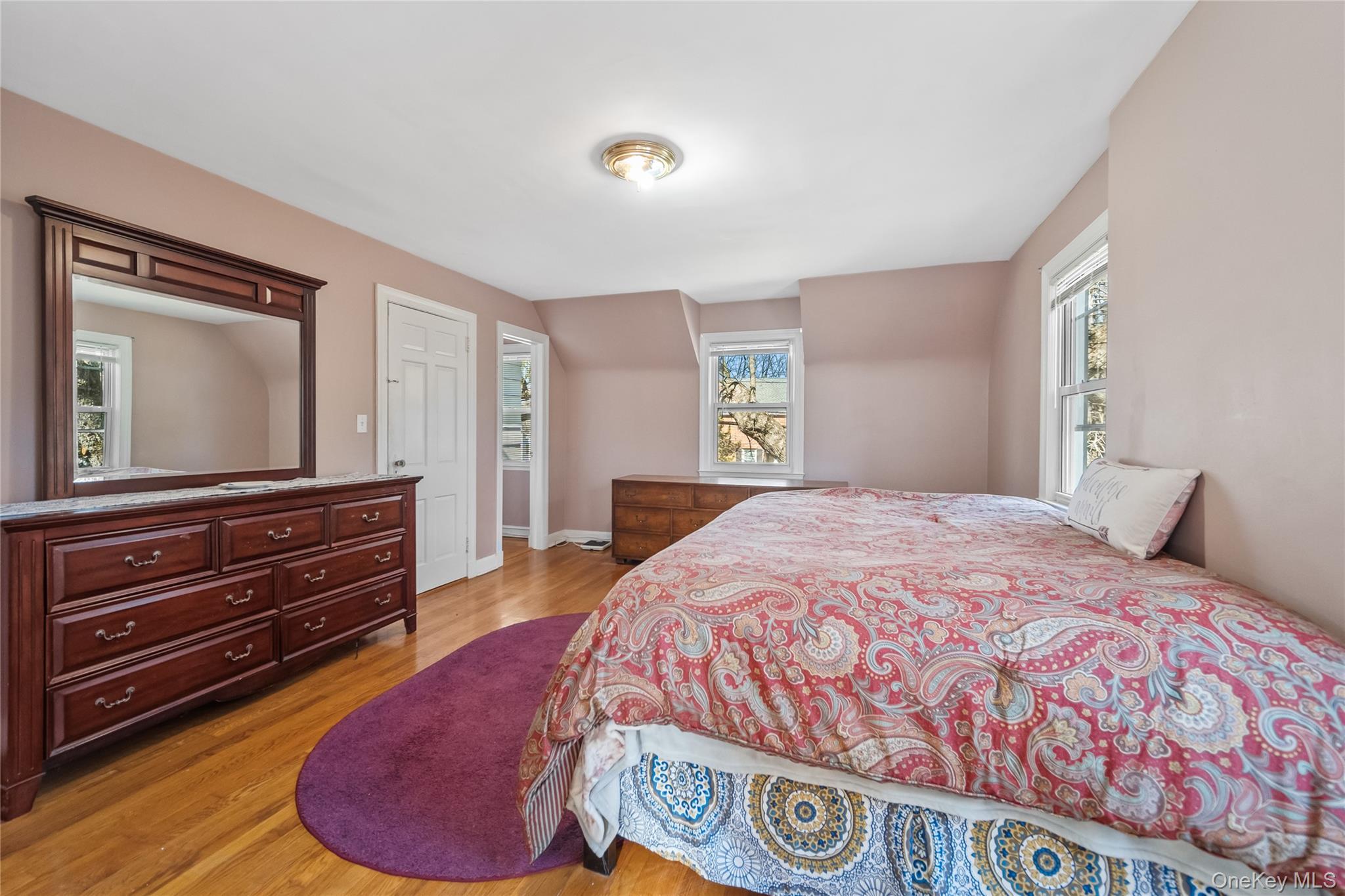 #19 photo, 10 Jane Street, Hartsdale , NY 10530