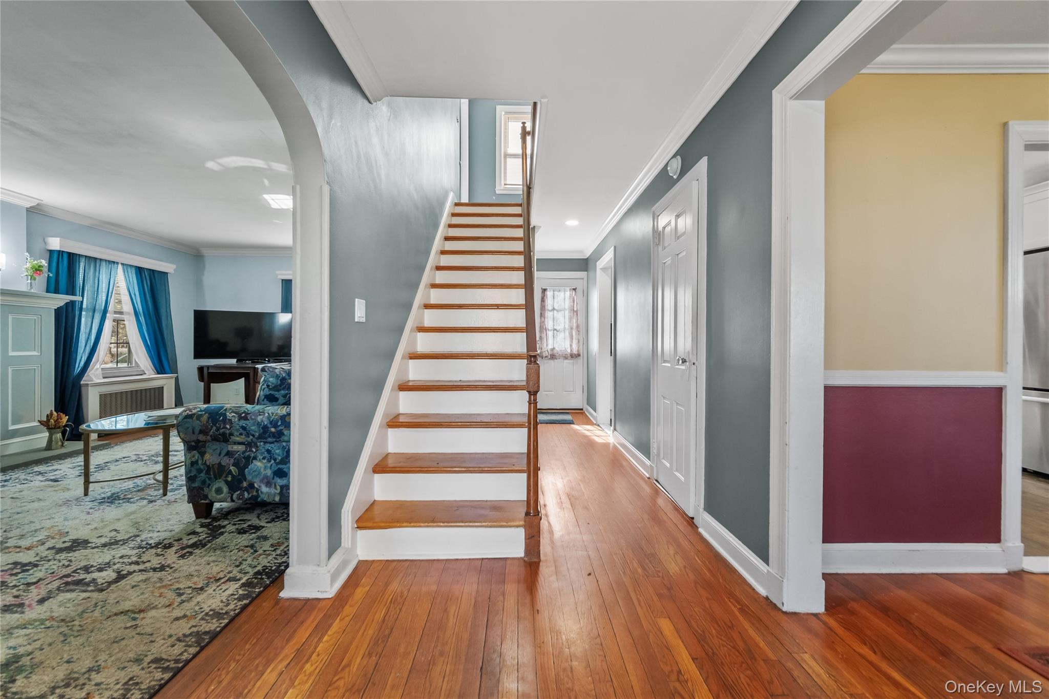 #7 photo, 10 Jane Street, Hartsdale , NY 10530