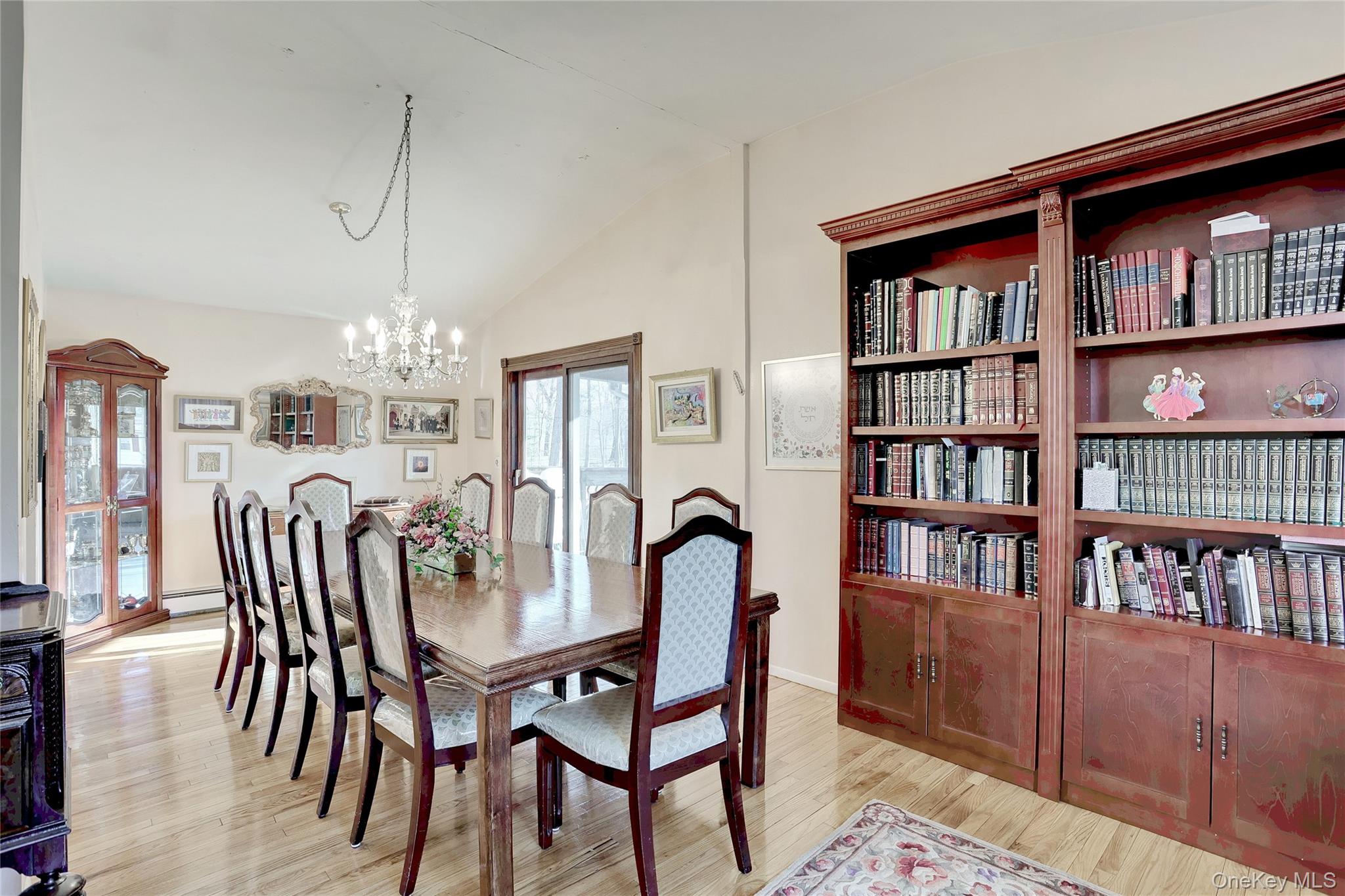 #10 photo, 1 Forest Glen Court, Suffern , NY 10901