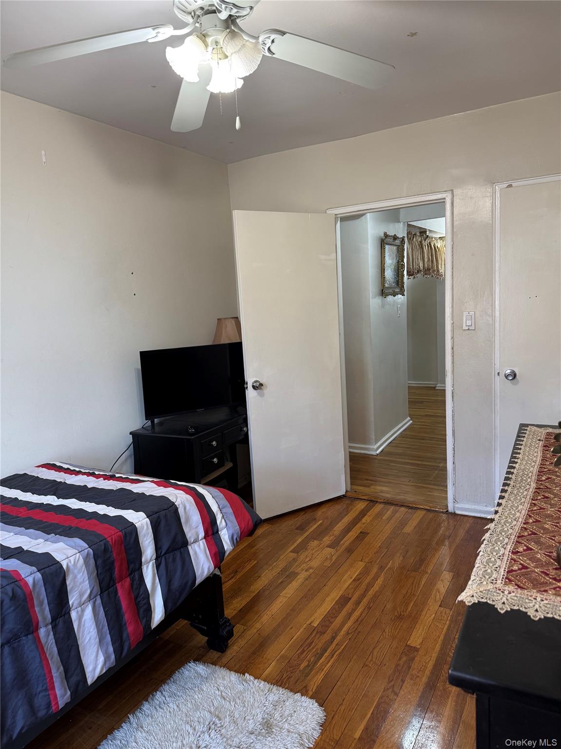 #12 photo, 745 E 231st Street, Bronx , NY 10466