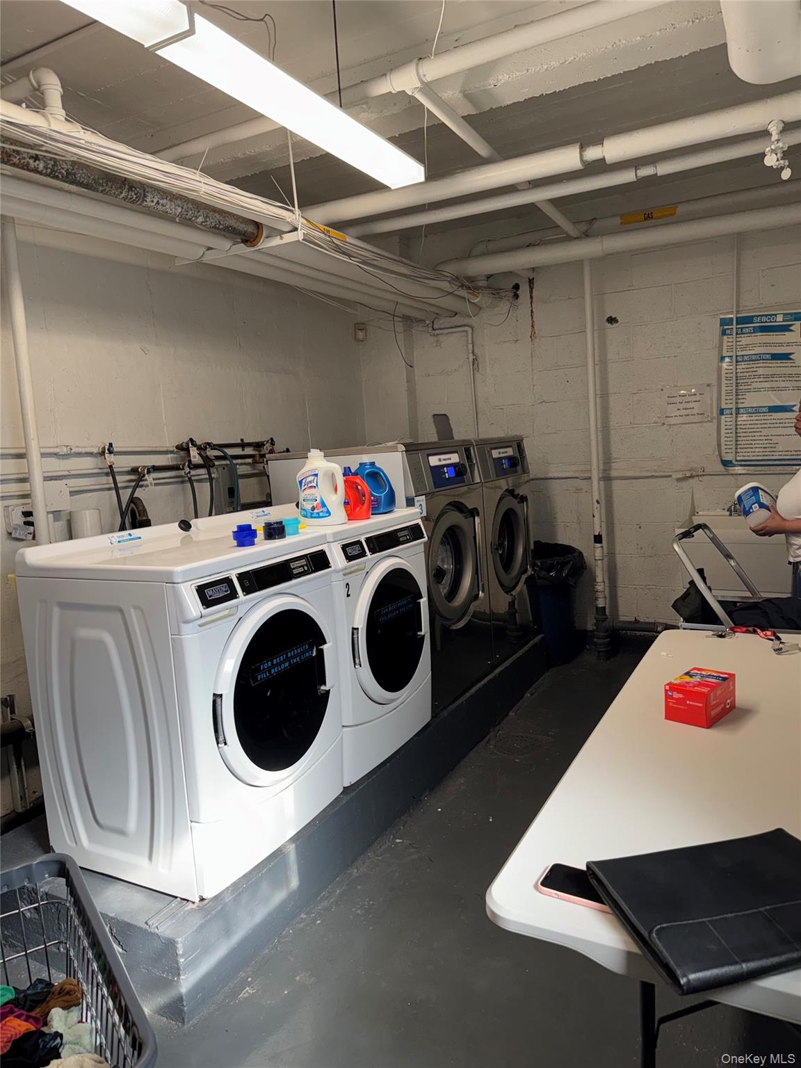 #17 photo, 745 E 231st Street, Bronx , NY 10466