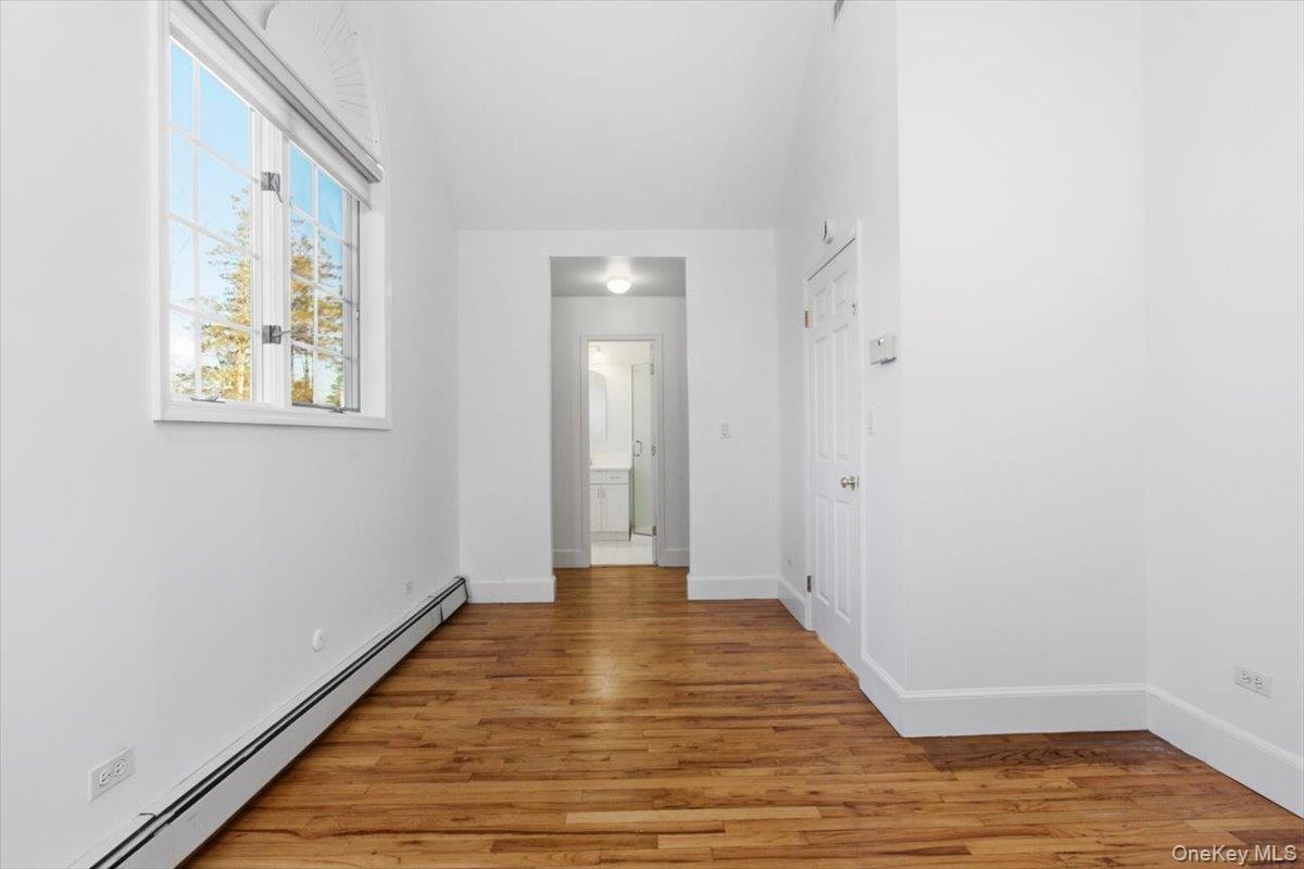 #12 photo, 27 Harbor Terrace Drive, Rye , NY 10580