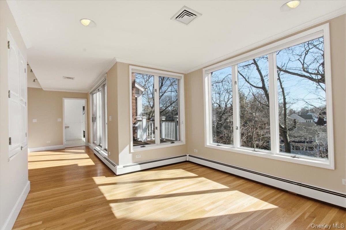 #15 photo, 27 Harbor Terrace Drive, Rye , NY 10580