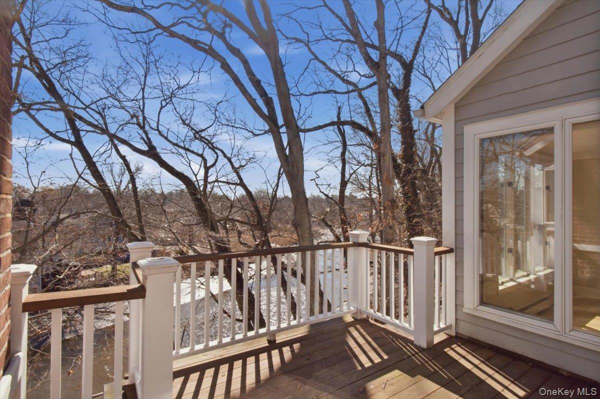 #20 photo, 27 Harbor Terrace Drive, Rye , NY 10580