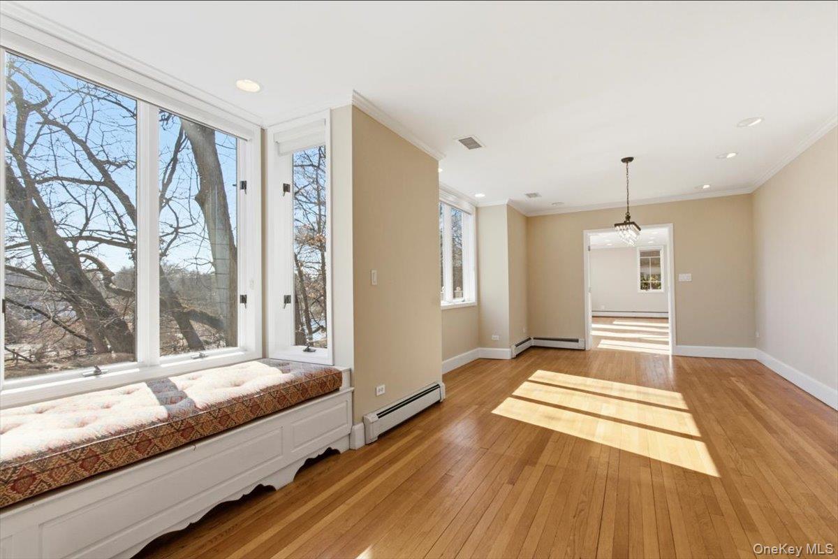 #3 photo, 27 Harbor Terrace Drive, Rye , NY 10580