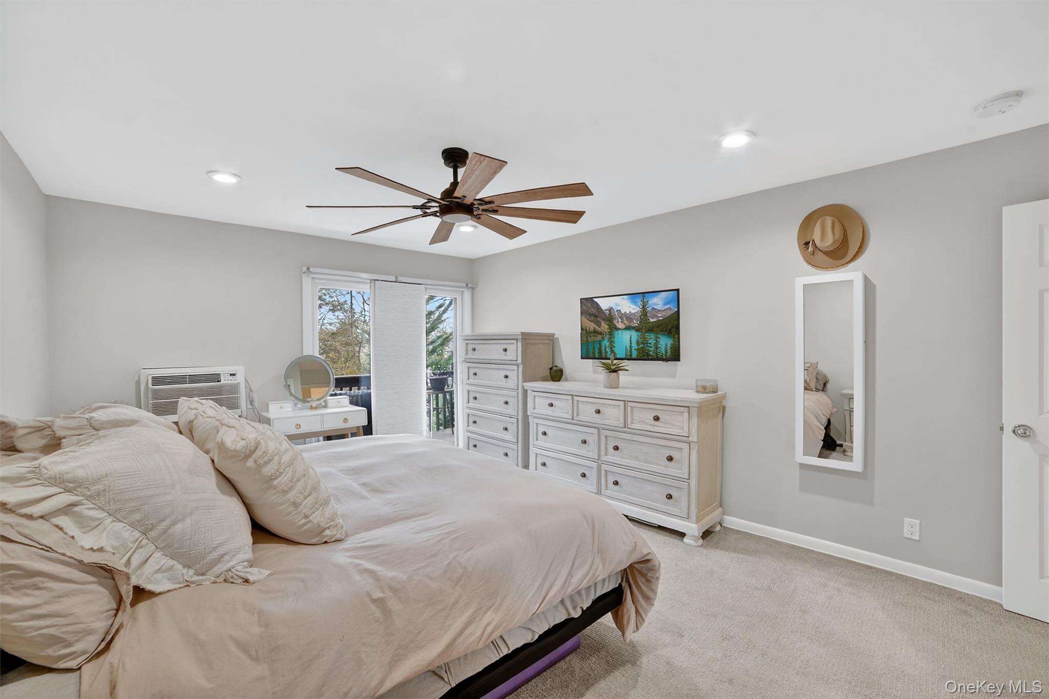 #17 photo, 70 West Street, Harrison , NY 10528