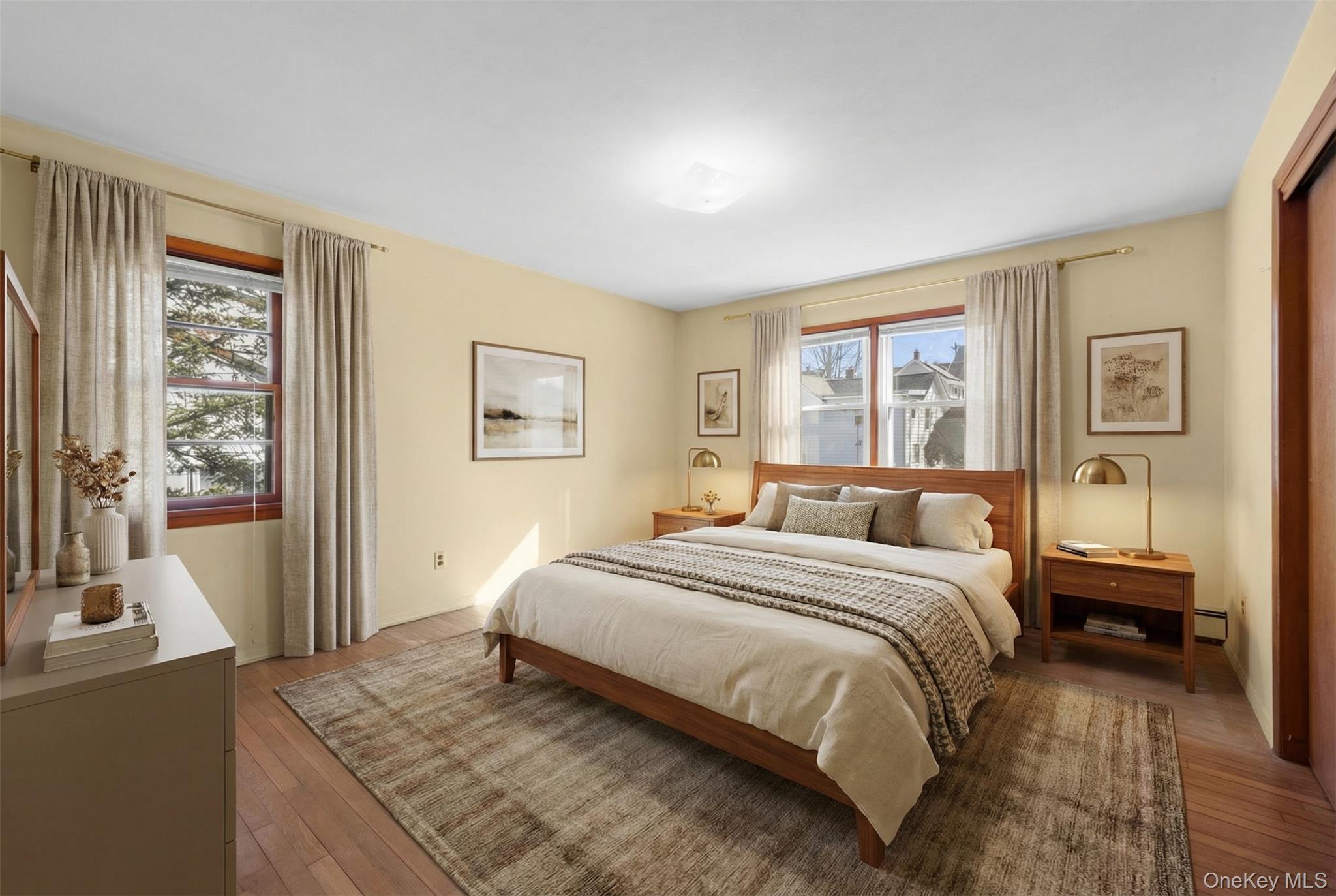 #13 photo, 11 Delaware Avenue, Port Washington , NY 11050