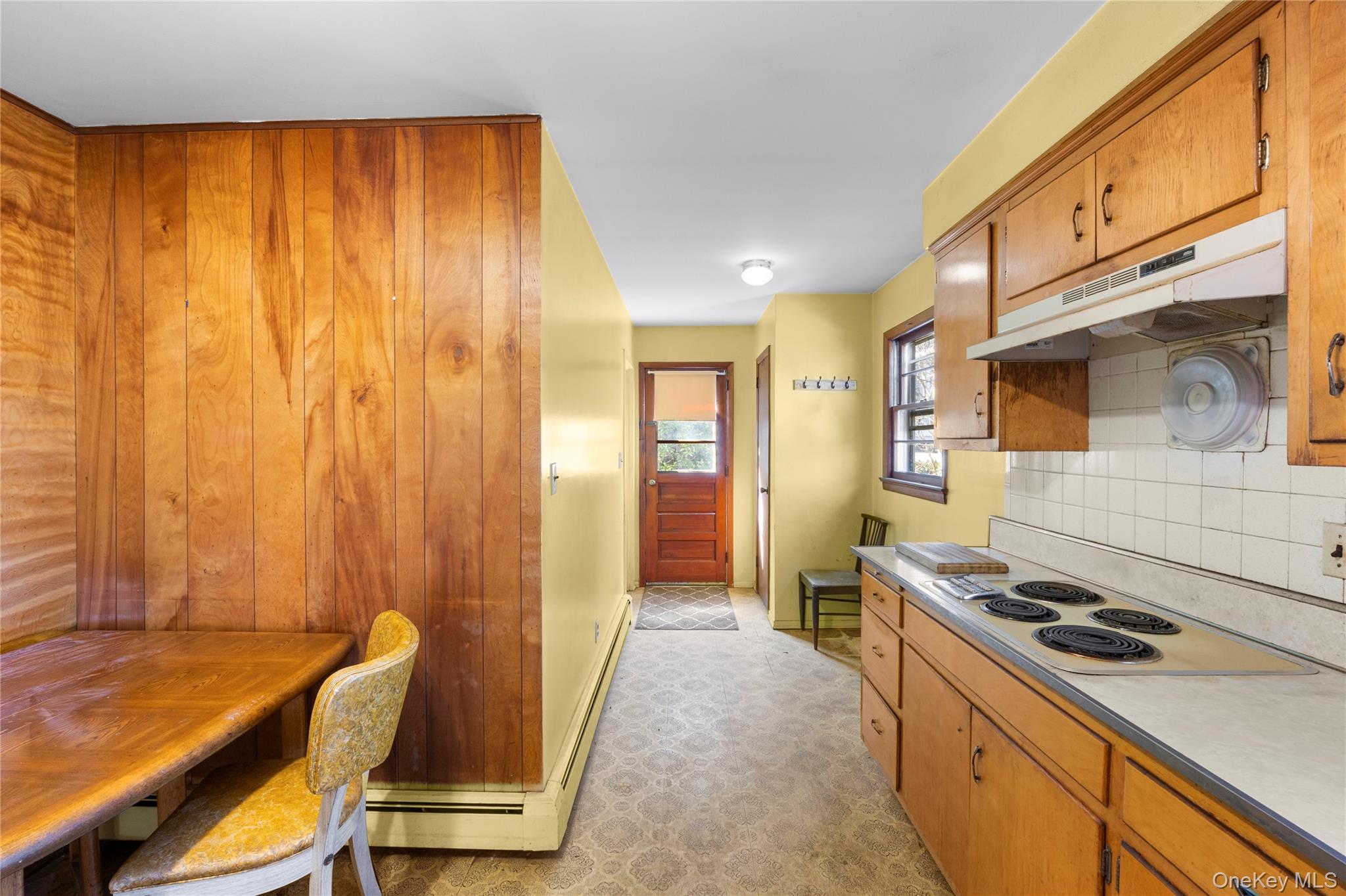 #16 photo, 11 Delaware Avenue, Port Washington , NY 11050