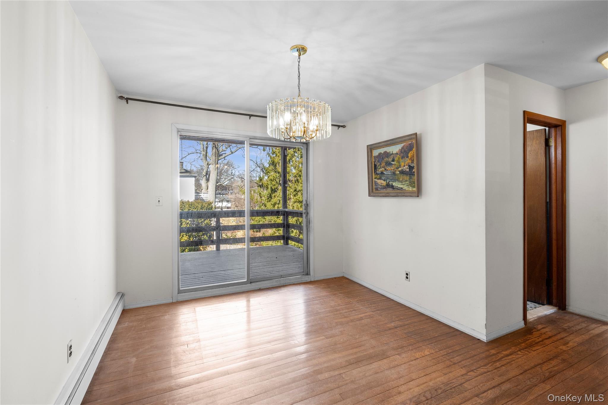 #3 photo, 11 Delaware Avenue, Port Washington , NY 11050