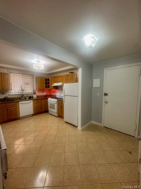 #3 photo, 2026 Menahan Street, Ridgewood , NY 11385