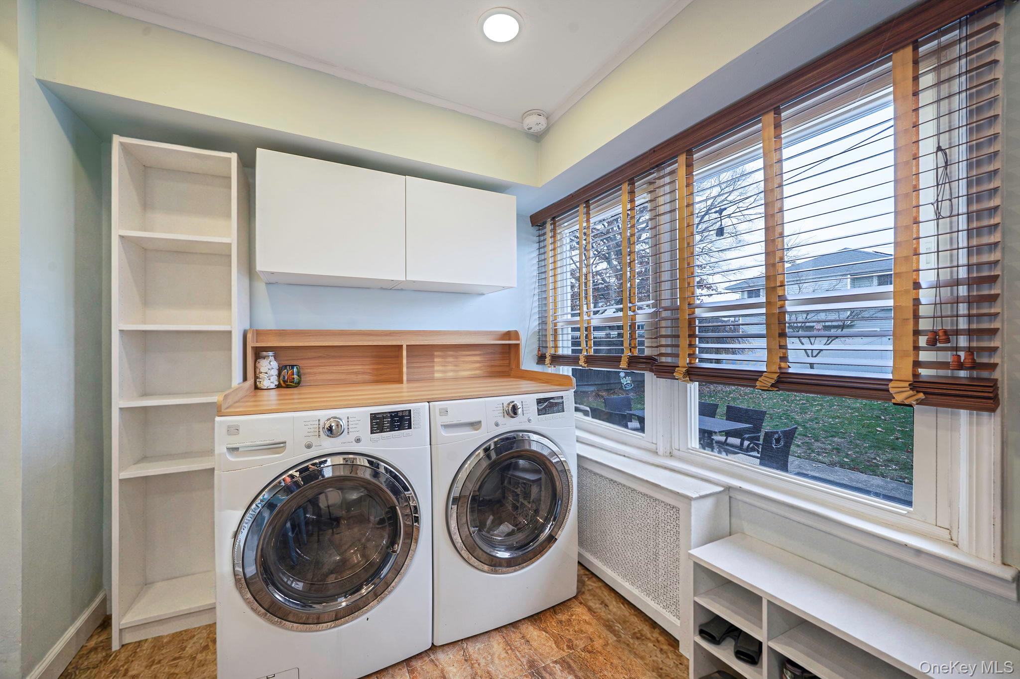 #13 photo, 1 2nd Avenue, East Rockaway , NY 11518