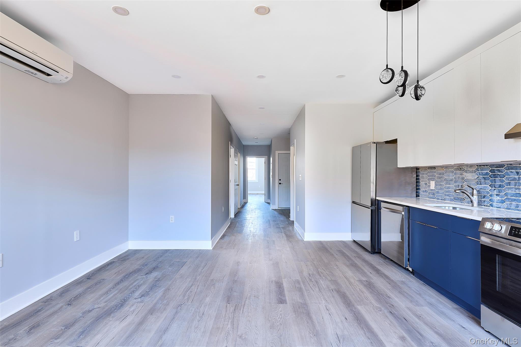 #5 photo, 3088 42nd Street, Astoria , NY 11103