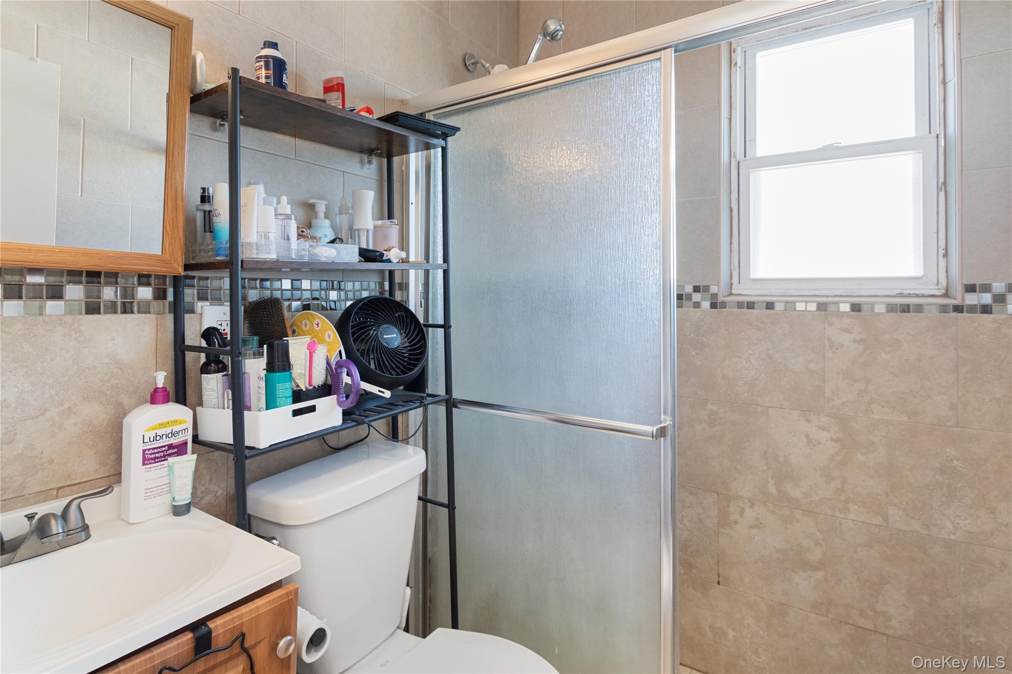 #7 photo, 146 Harrison Avenue, ناسو Mineola , NY 11501