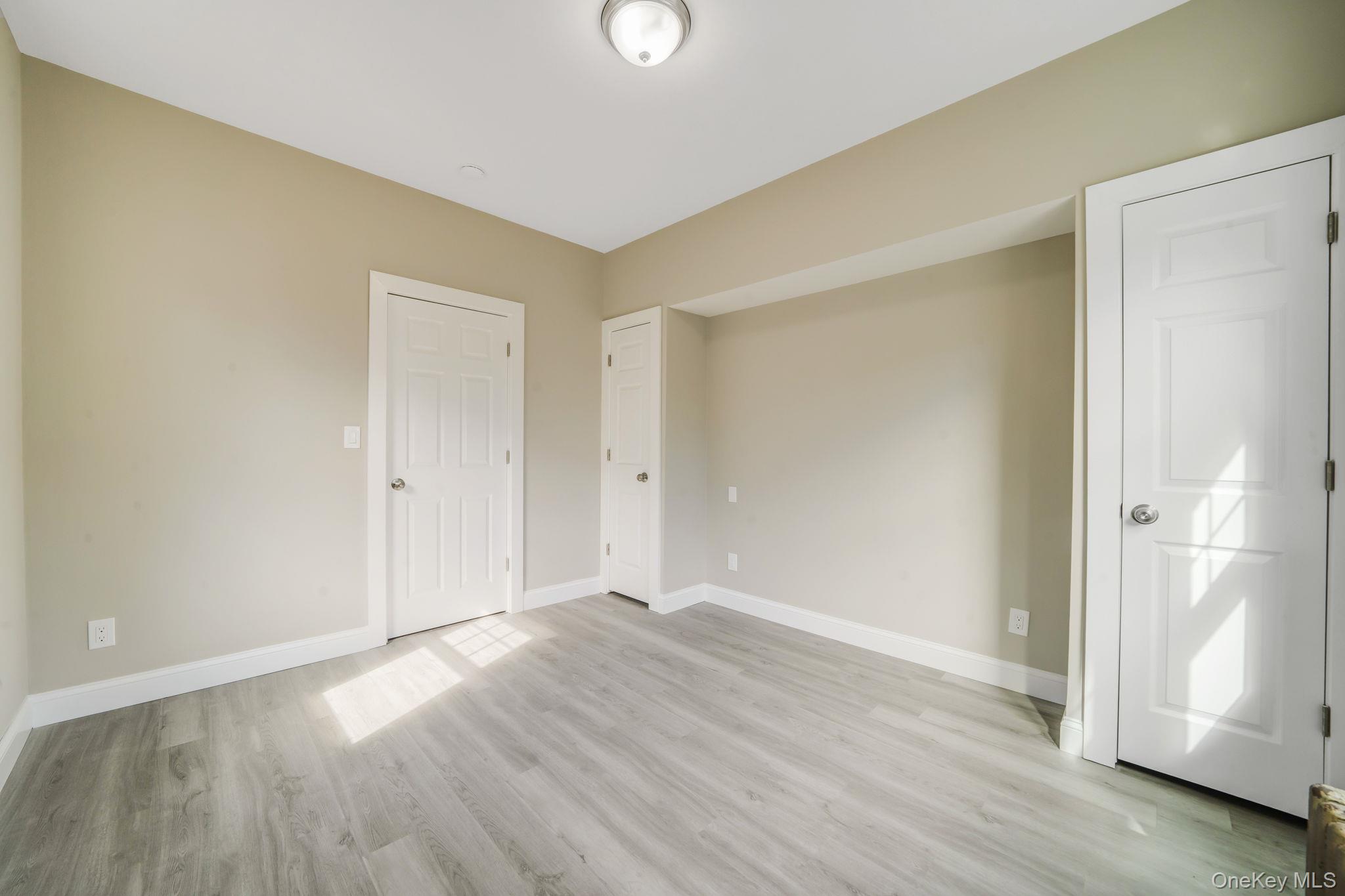 #10 photo, 44 Elizabeth Avenue, Smithtown , NY 11787