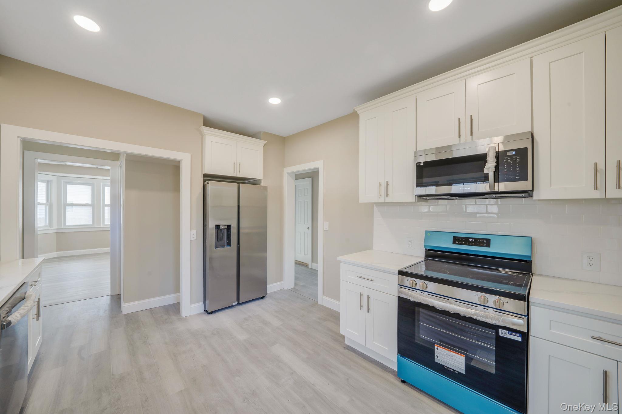 #6 photo, 44 Elizabeth Avenue, Smithtown , NY 11787