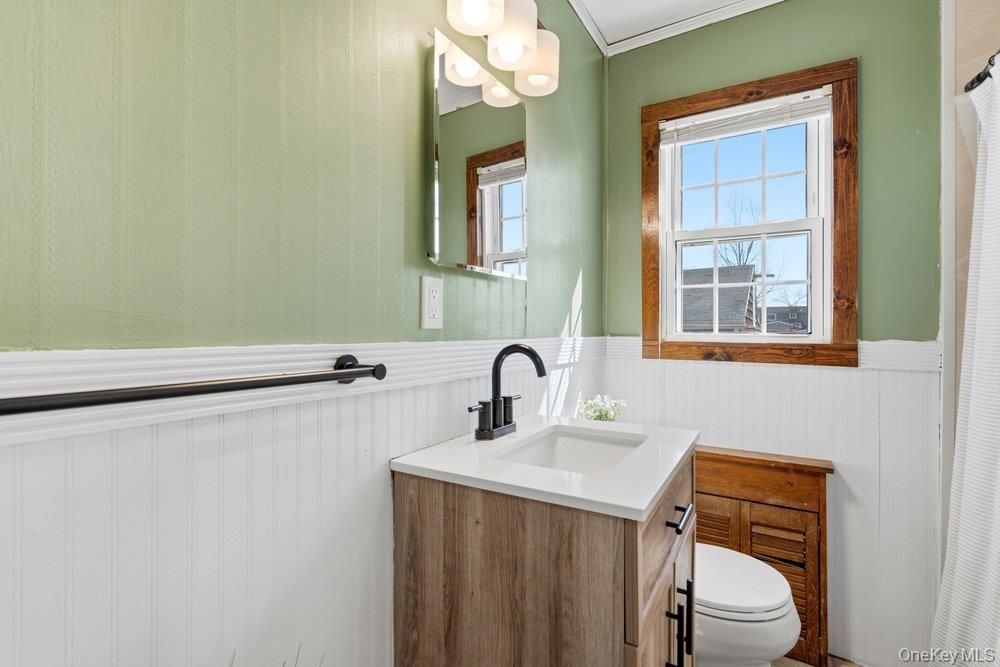 #8 photo, 303 Kansas Street, 东长岛 Lindenhurst , NY 11757