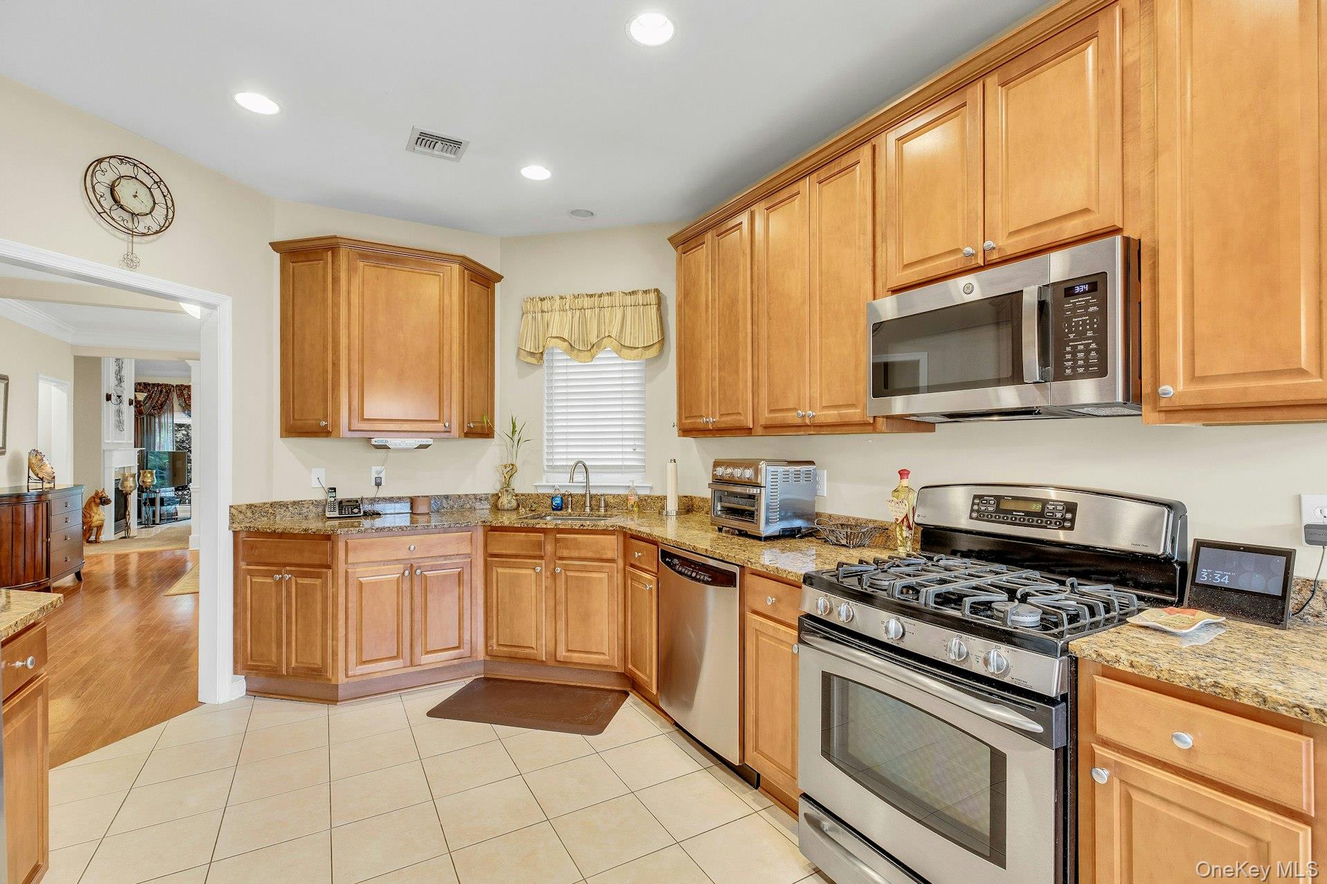 #14 photo, 43 Louden Loop, Mount Sinai , NY 11766