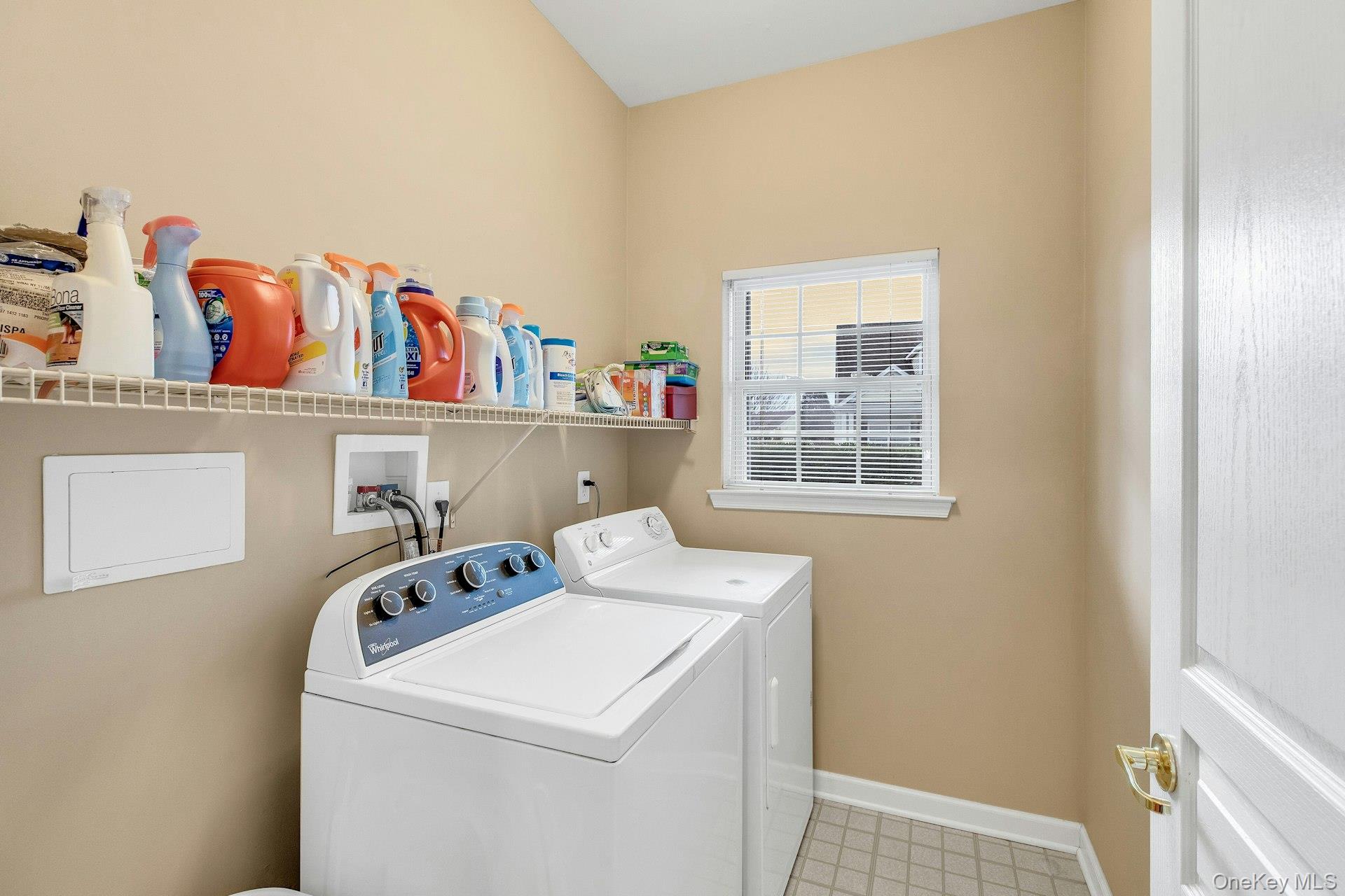 #18 photo, 43 Louden Loop, Mount Sinai , NY 11766