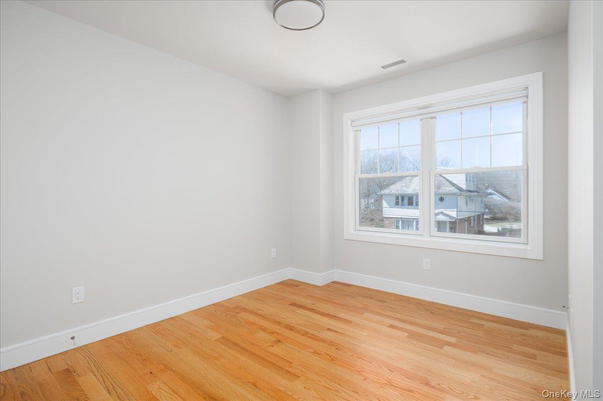 #13 photo, 91 Rockwell Street, Harrison , NY 10528