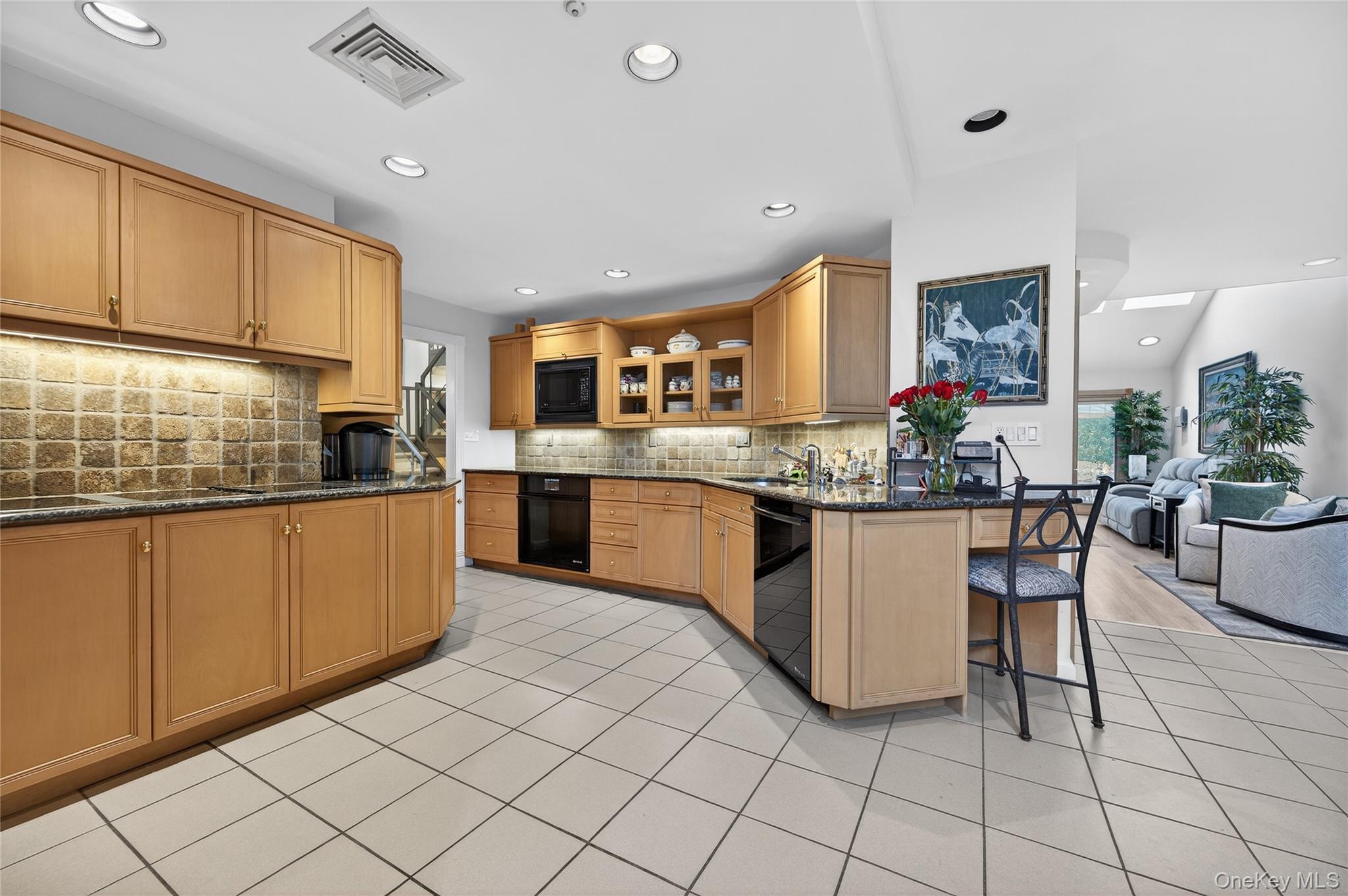 #18 photo, 37 Shelter Lane, Roslyn Heights , NY 11577