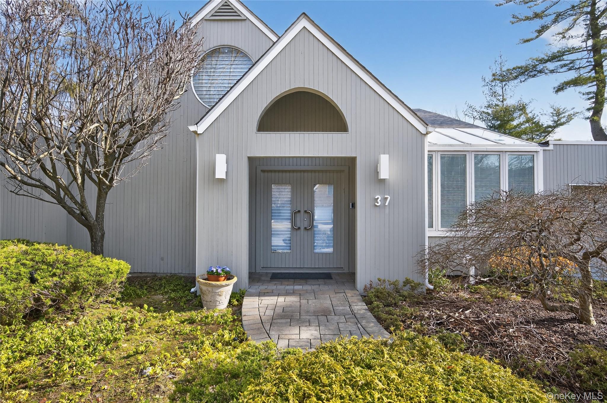 #3 photo, 37 Shelter Lane, Roslyn Heights , NY 11577