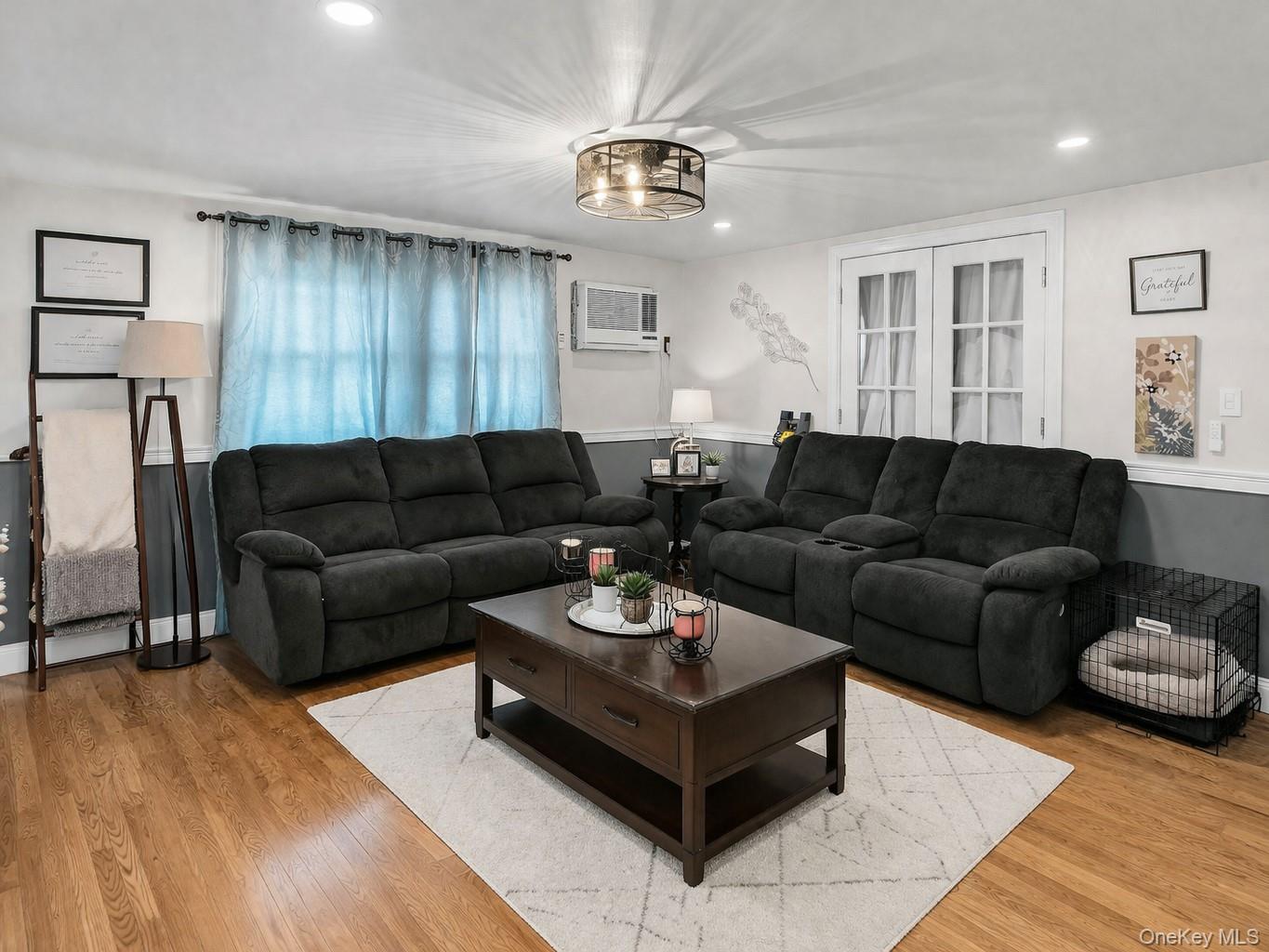 #14 photo, 30 Norfolk Drive, নাসাউ কাউন্টি Elmont , NY 11003