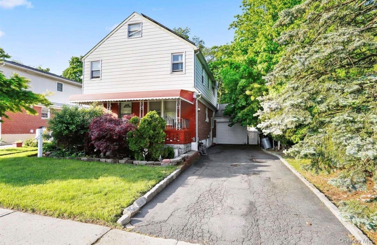 #2 photo, 30 Norfolk Drive, Нассау ‖ Elmont , NY 11003