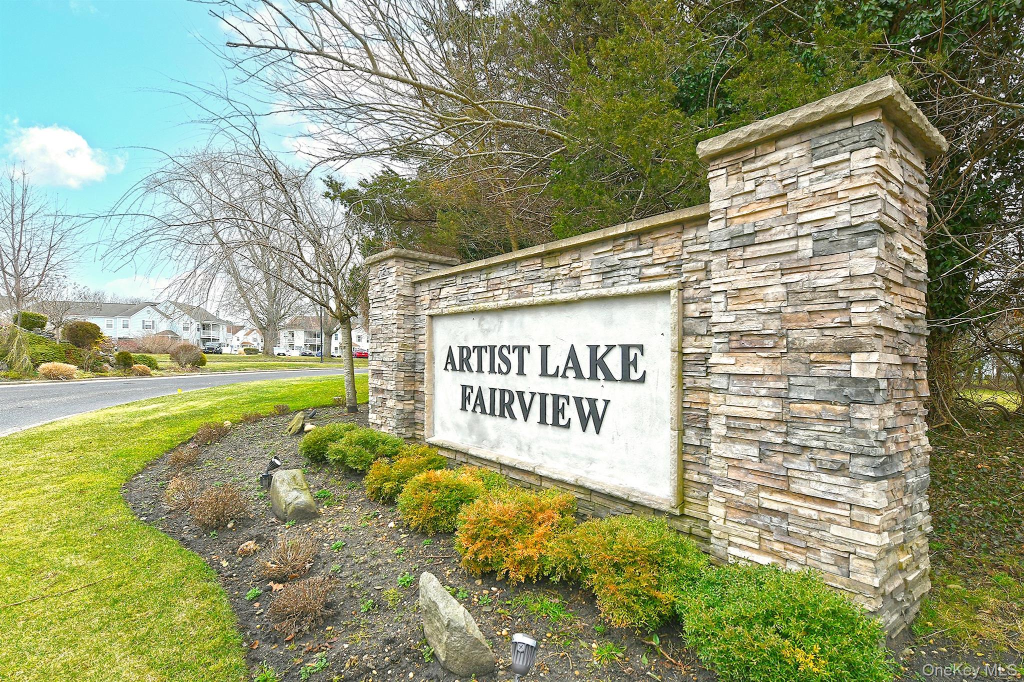 #1 photo, 171 Fairview Circle, 东长岛 Middle Island , NY 11953