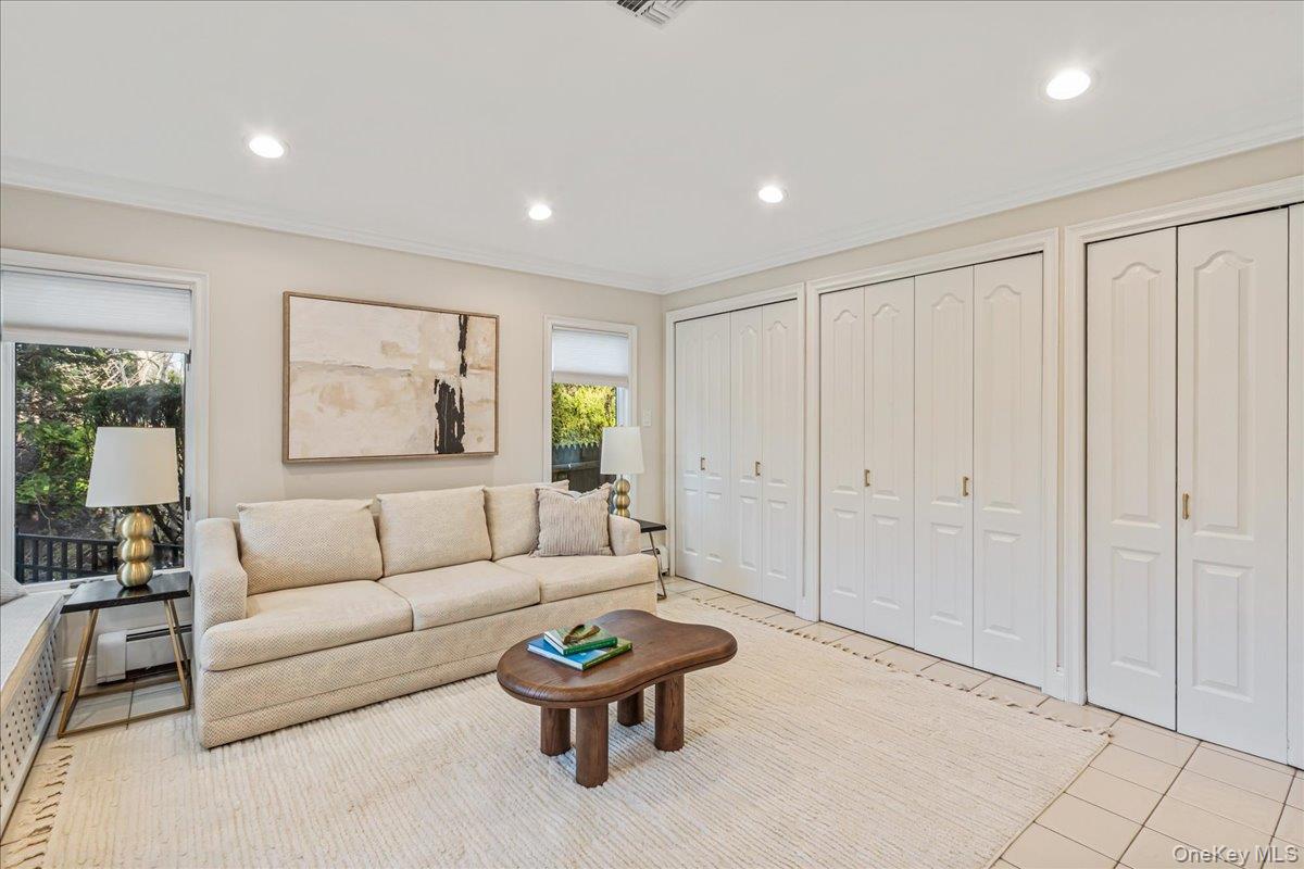 #18 photo, 29 Winter Lane, Dix Hills , NY 11746