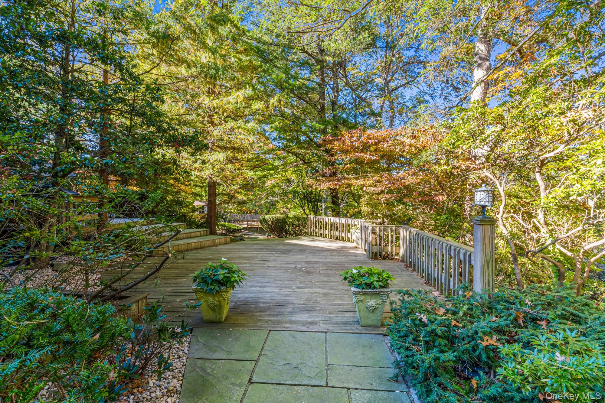 #5 photo, 29 Winter Lane, Dix Hills , NY 11746