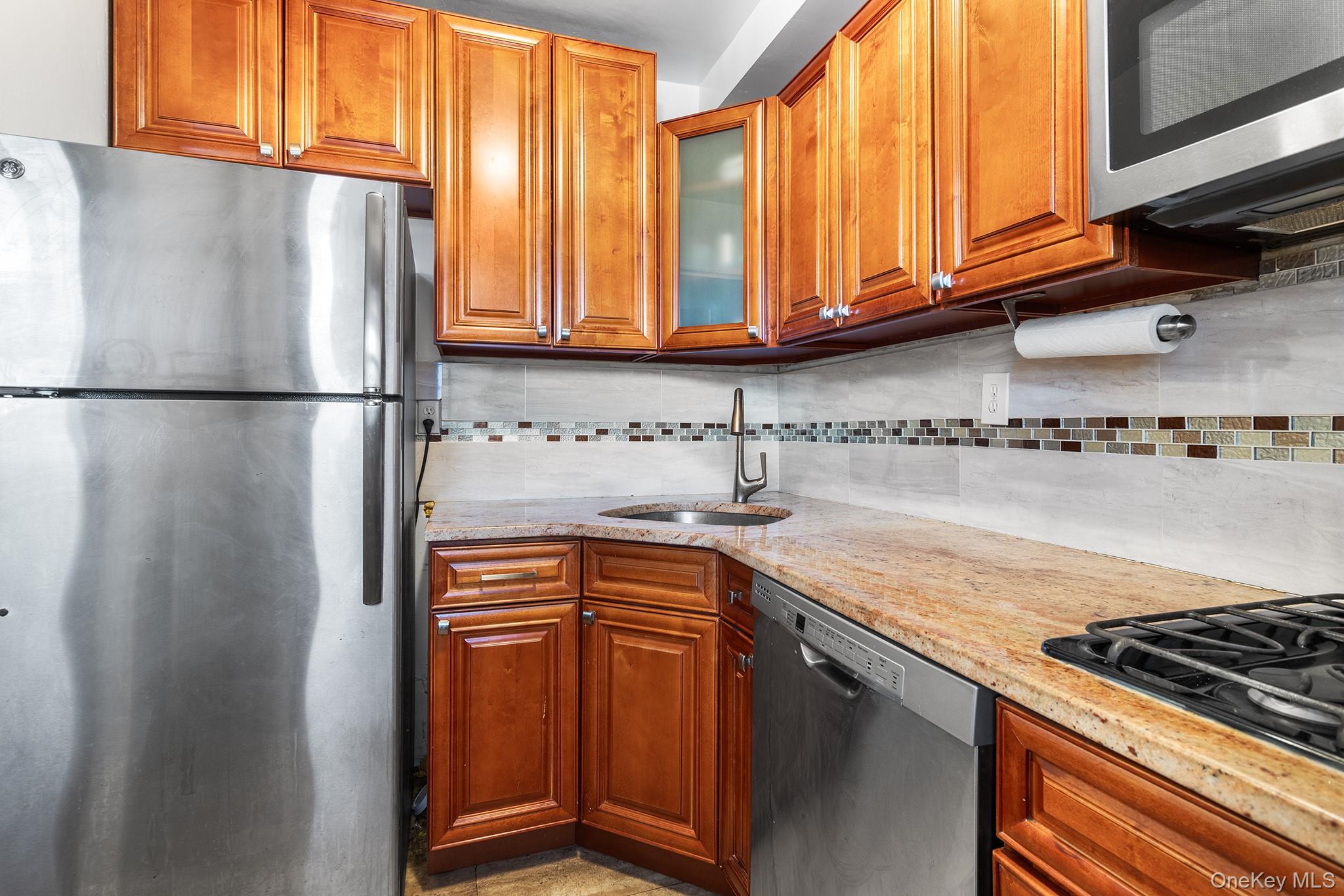 #7 photo, 6125 98th Street, Rego Park , NY 11374